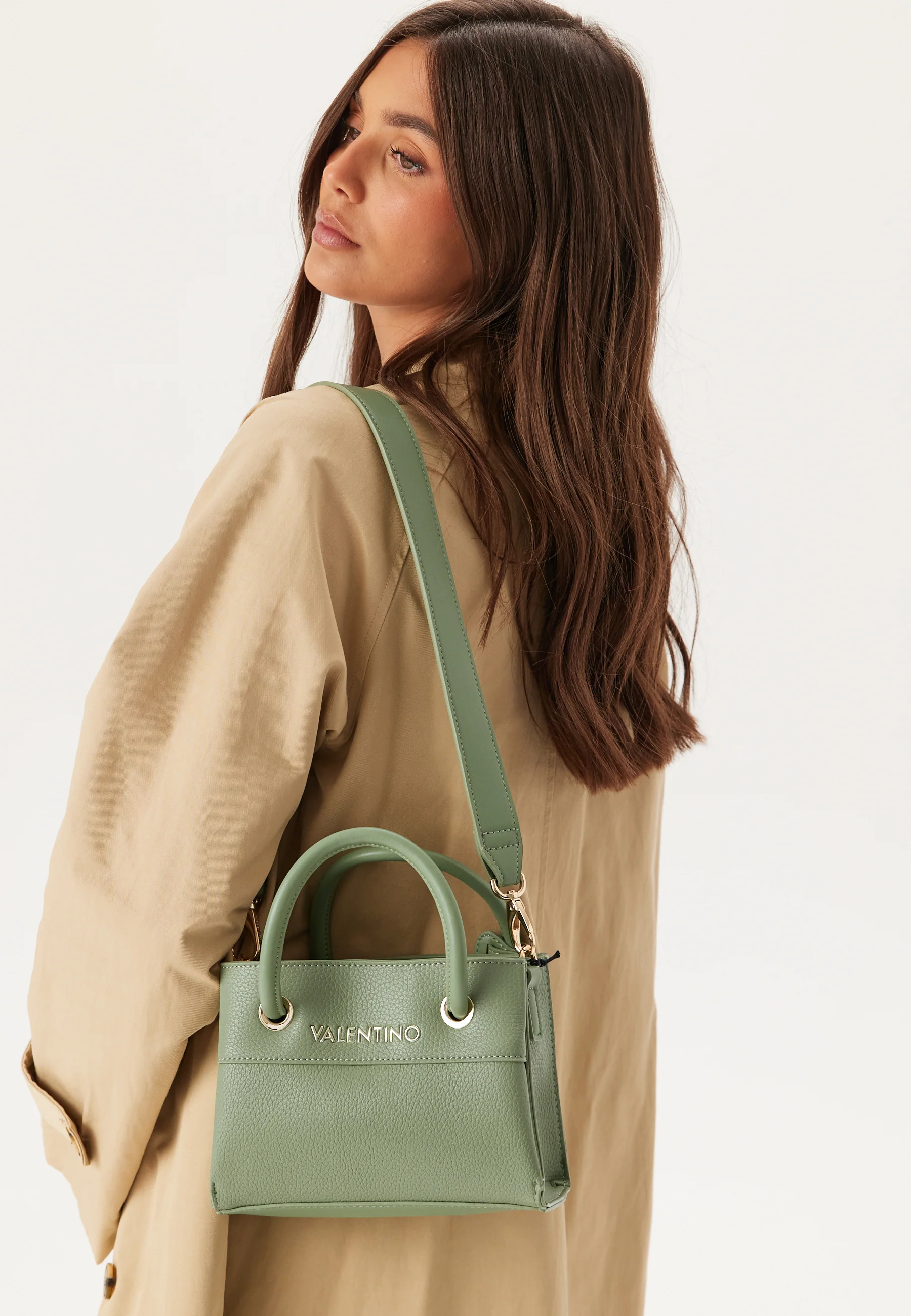 Alexia Shopping - Image 2