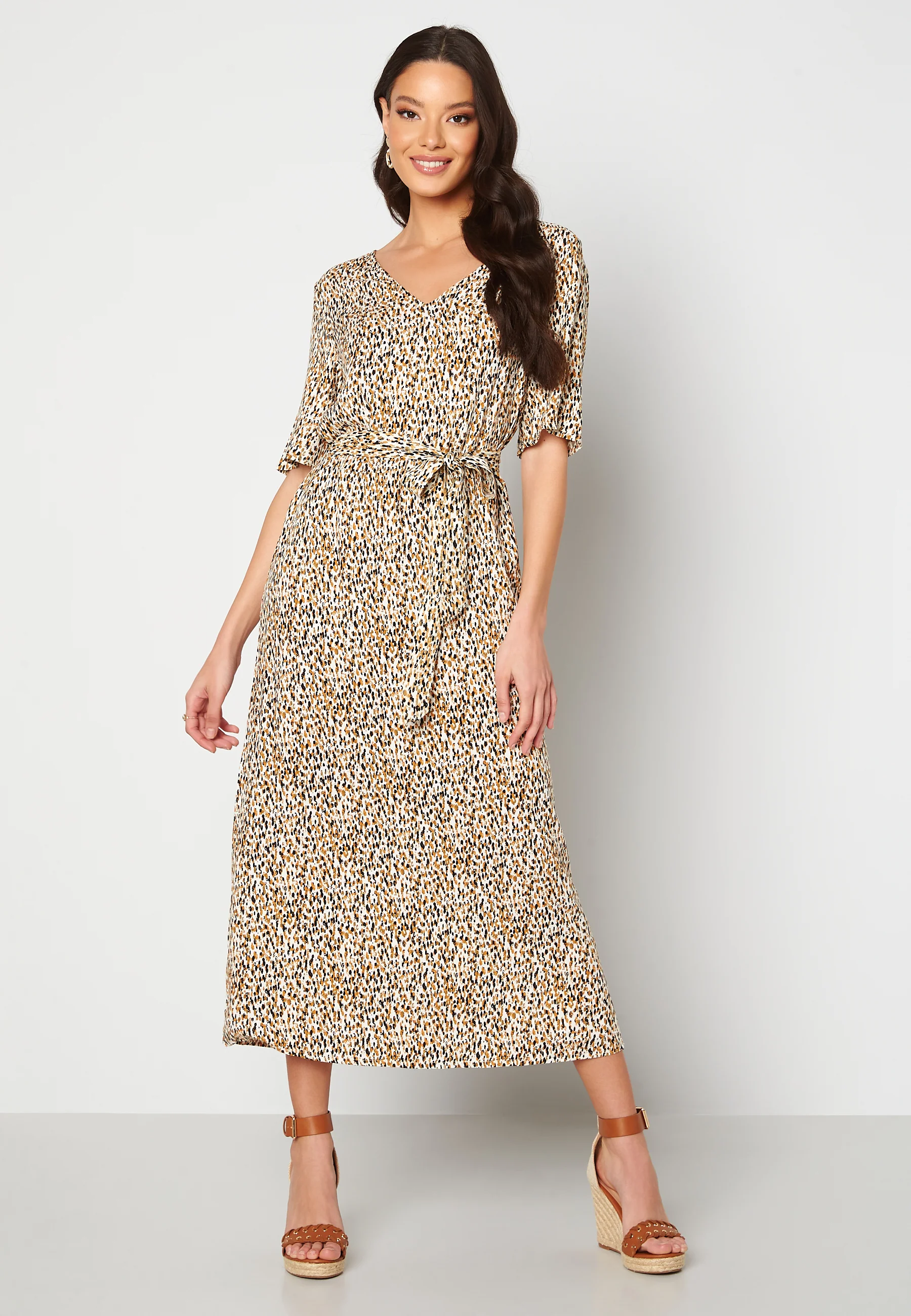 Amanda 2/4 Dress