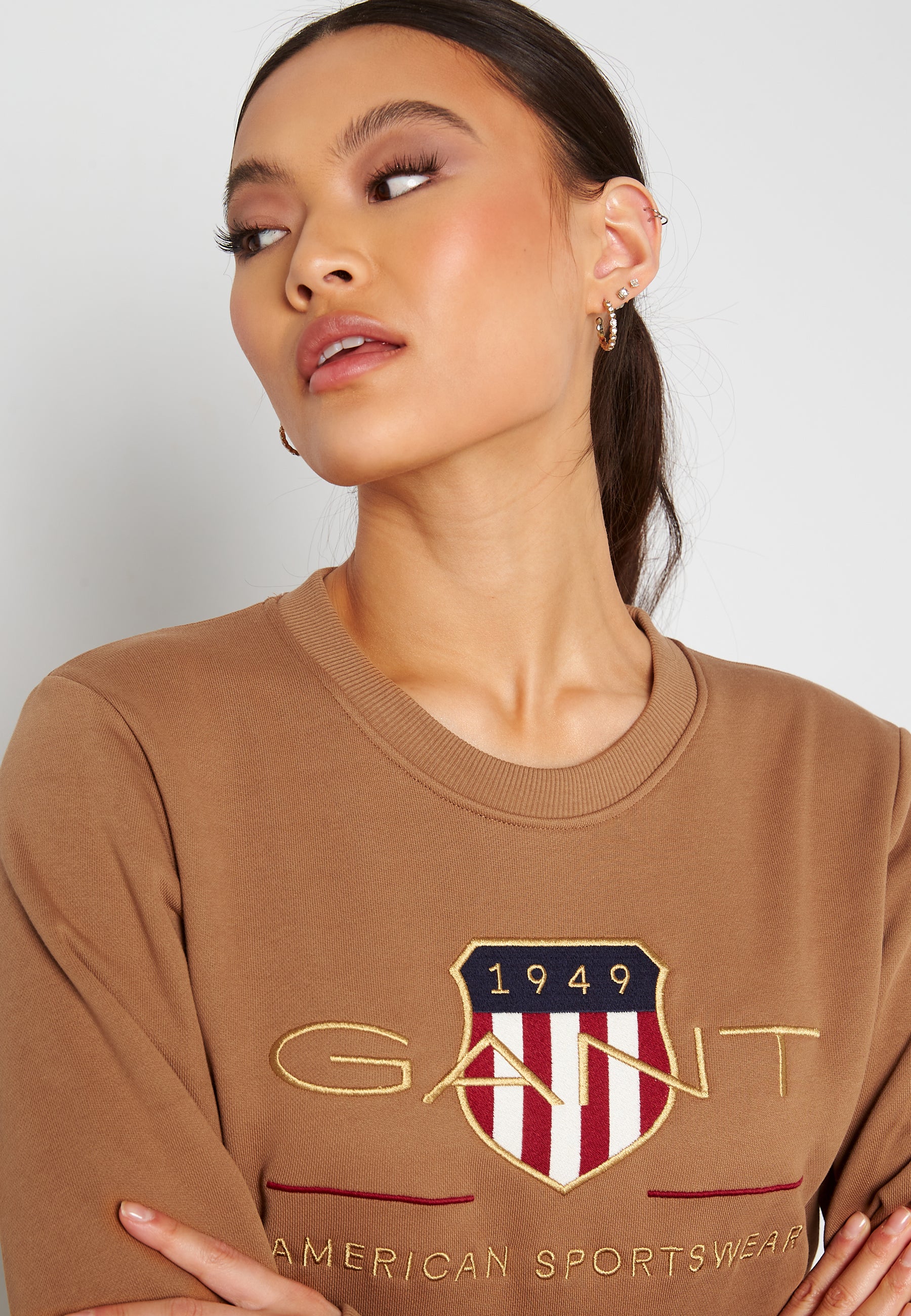 Archive Shield C-Neck Sweat - Image 4