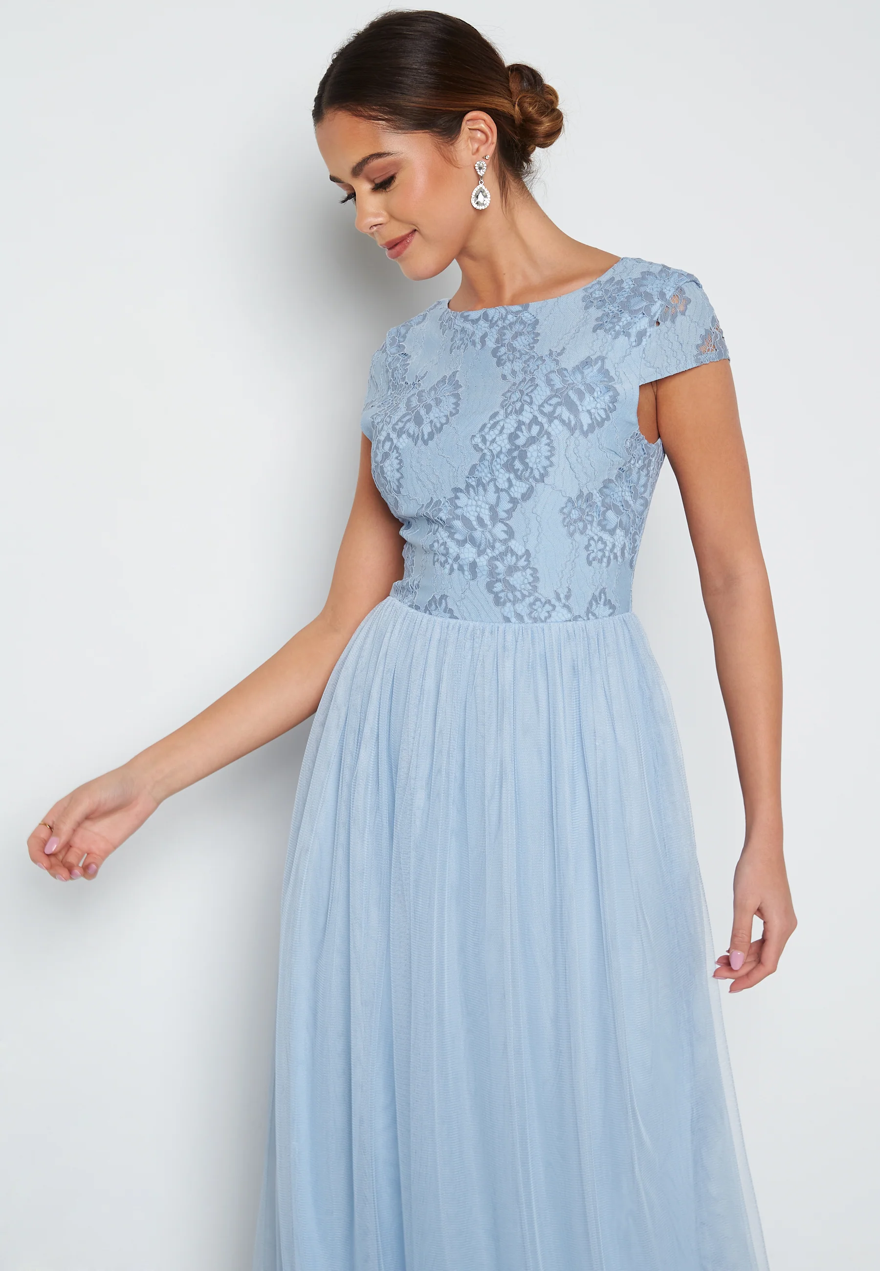Ariella Lace Gown - Image 3