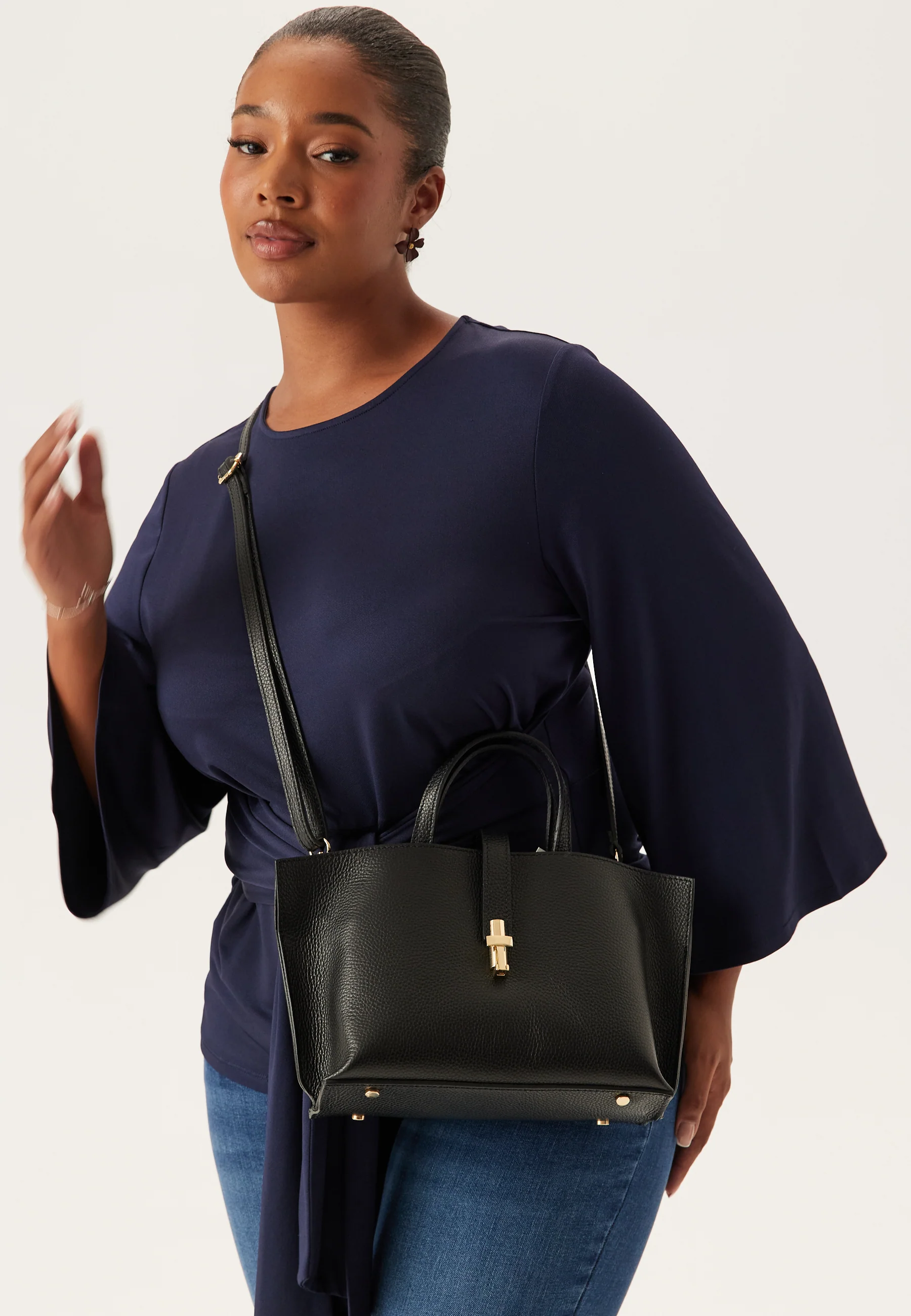 Aversa Leather Handbag - Image 2