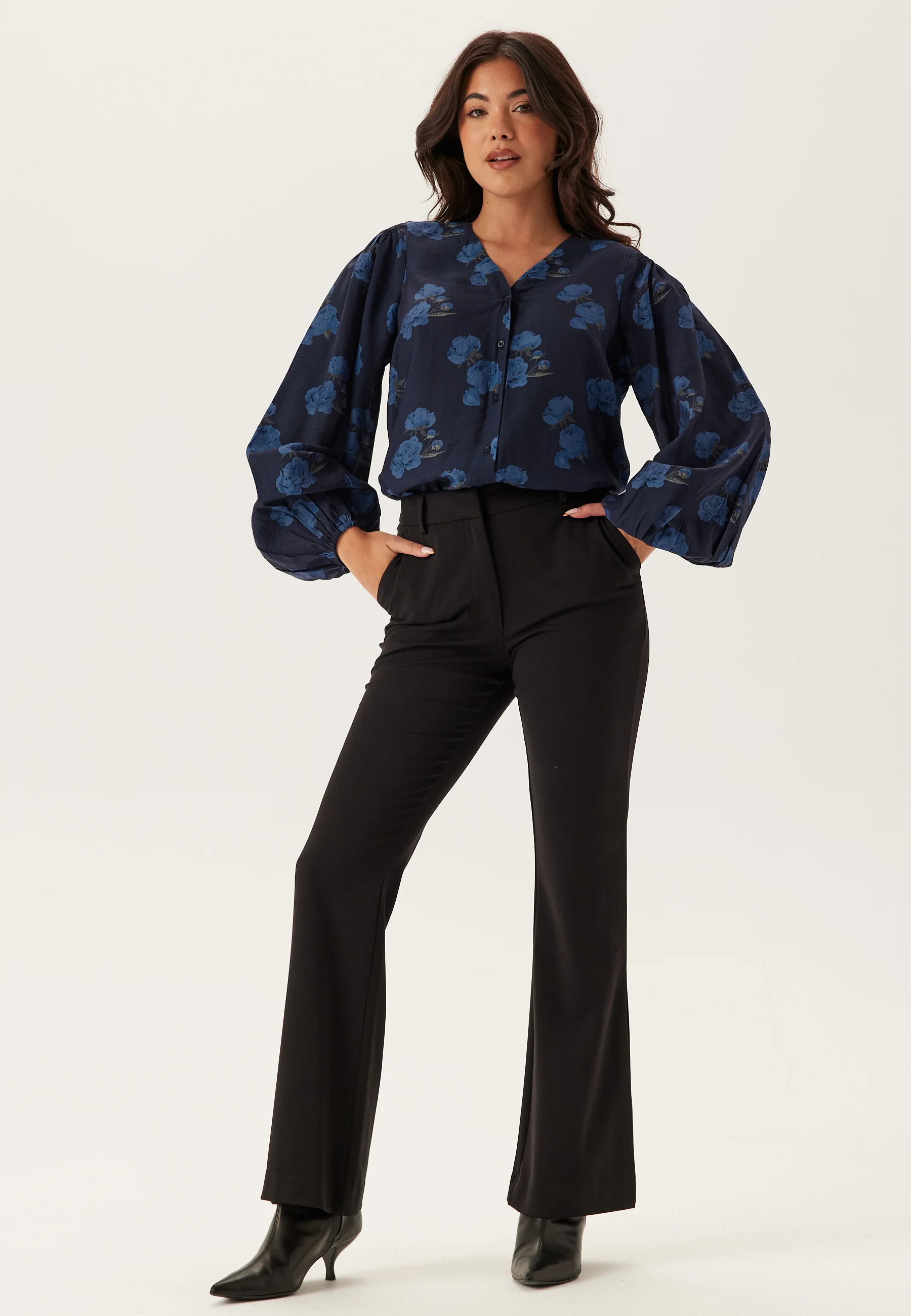 Balloon Sleeve Blouse - Image 3