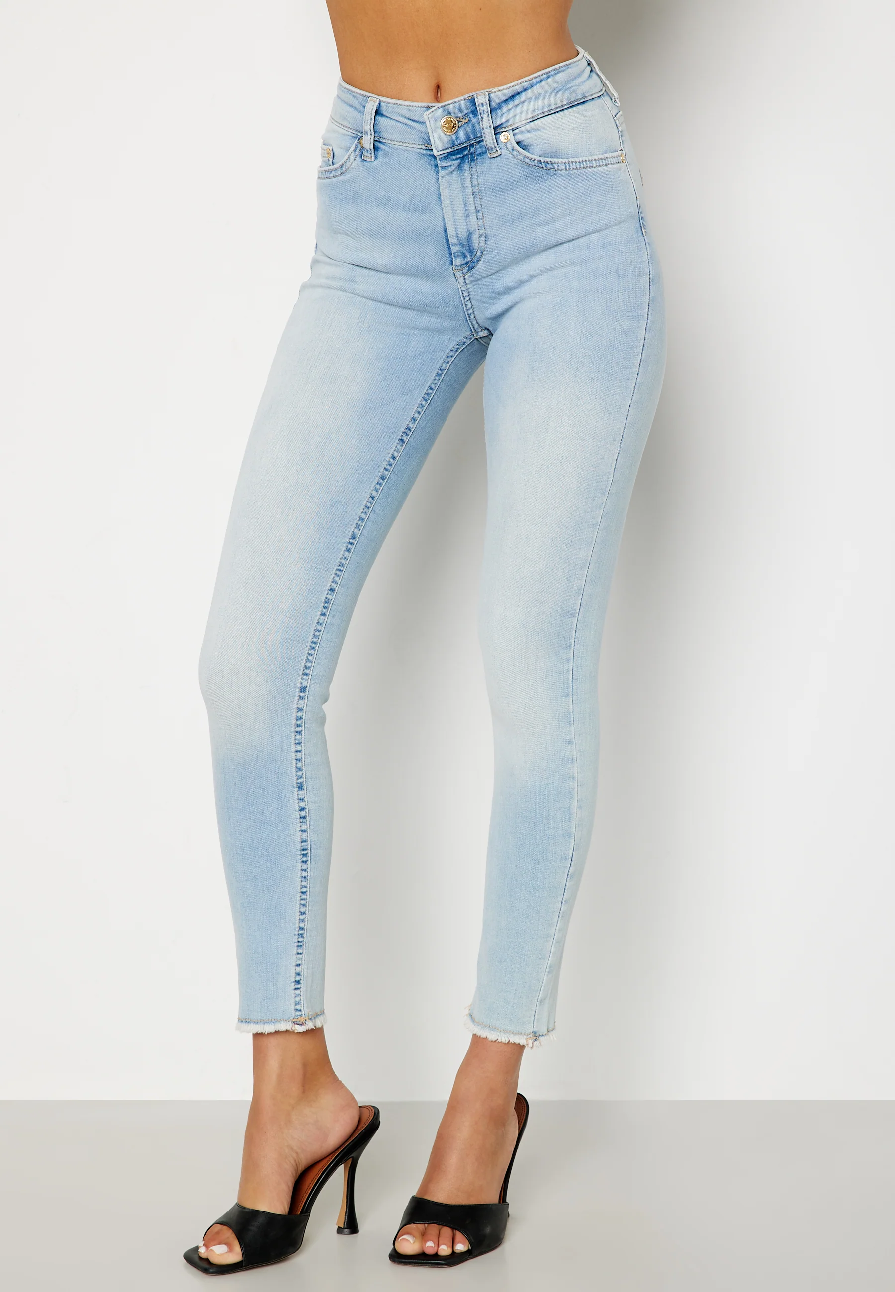 Blush Life Mid Jeans - Image 4