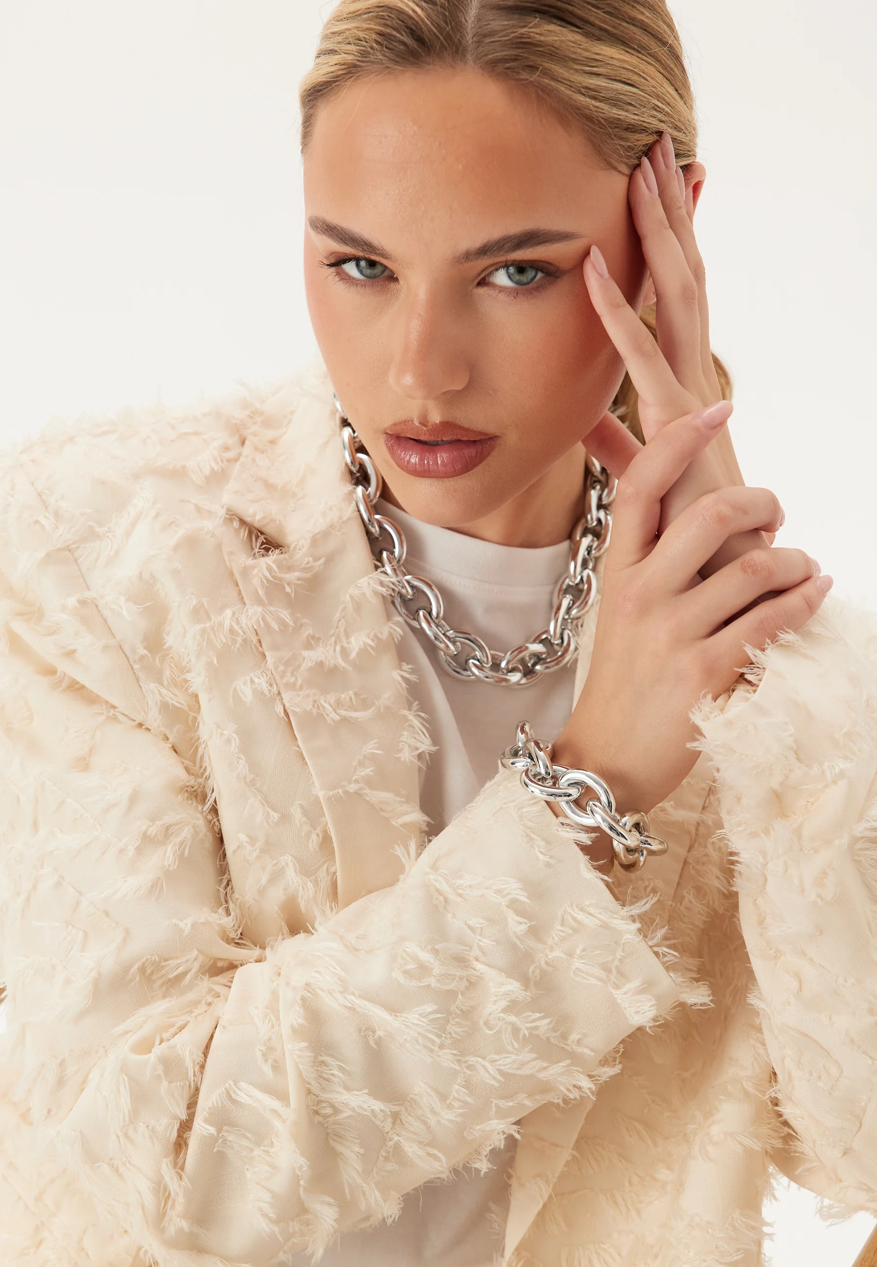 Bonnie Necklace - Image 2