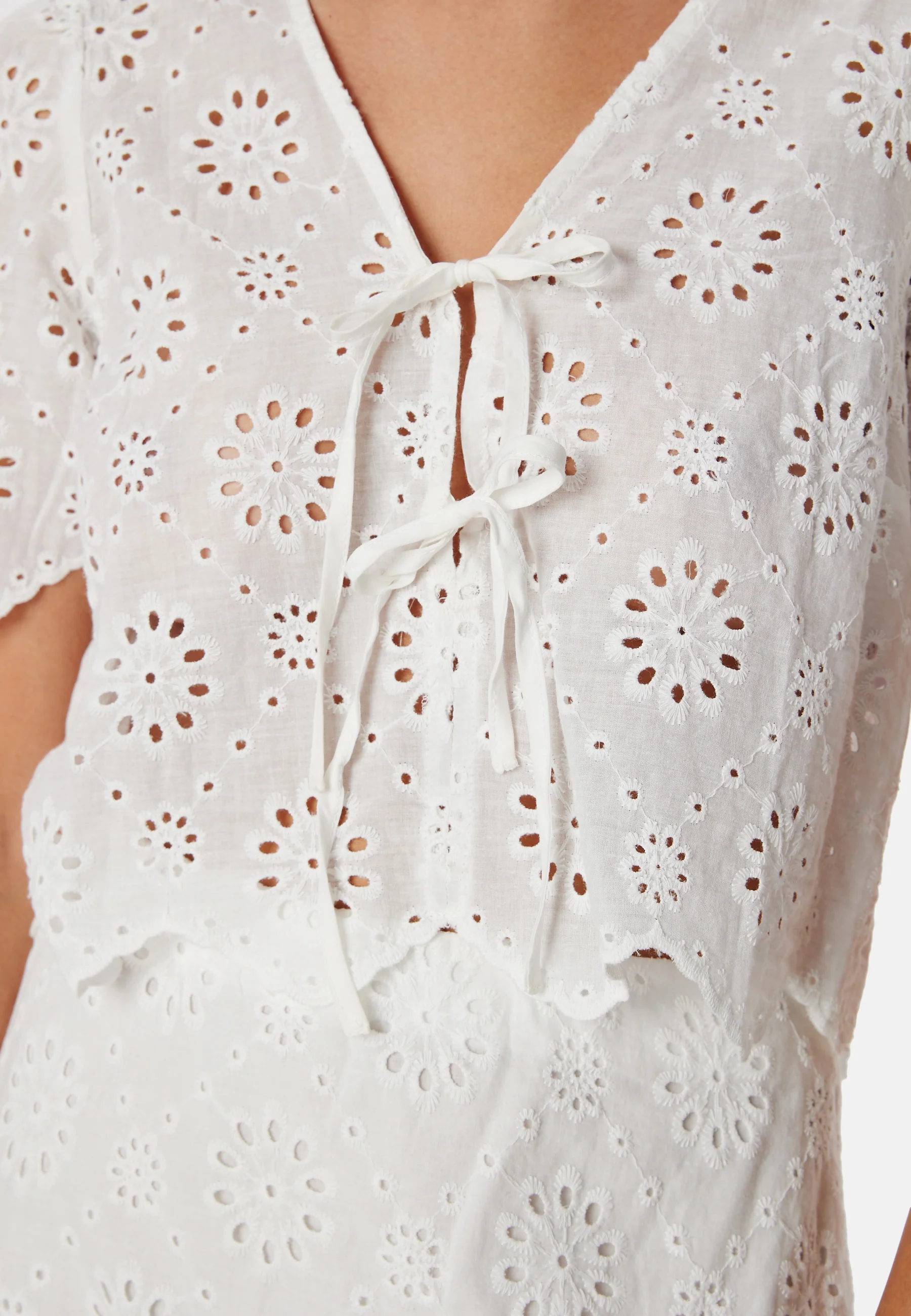 Broderie Anglaise Blouse - Image 4