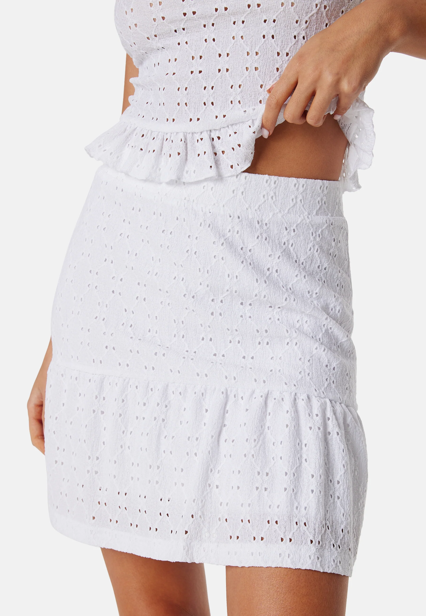 Broderie Anglaise Set - Image 2
