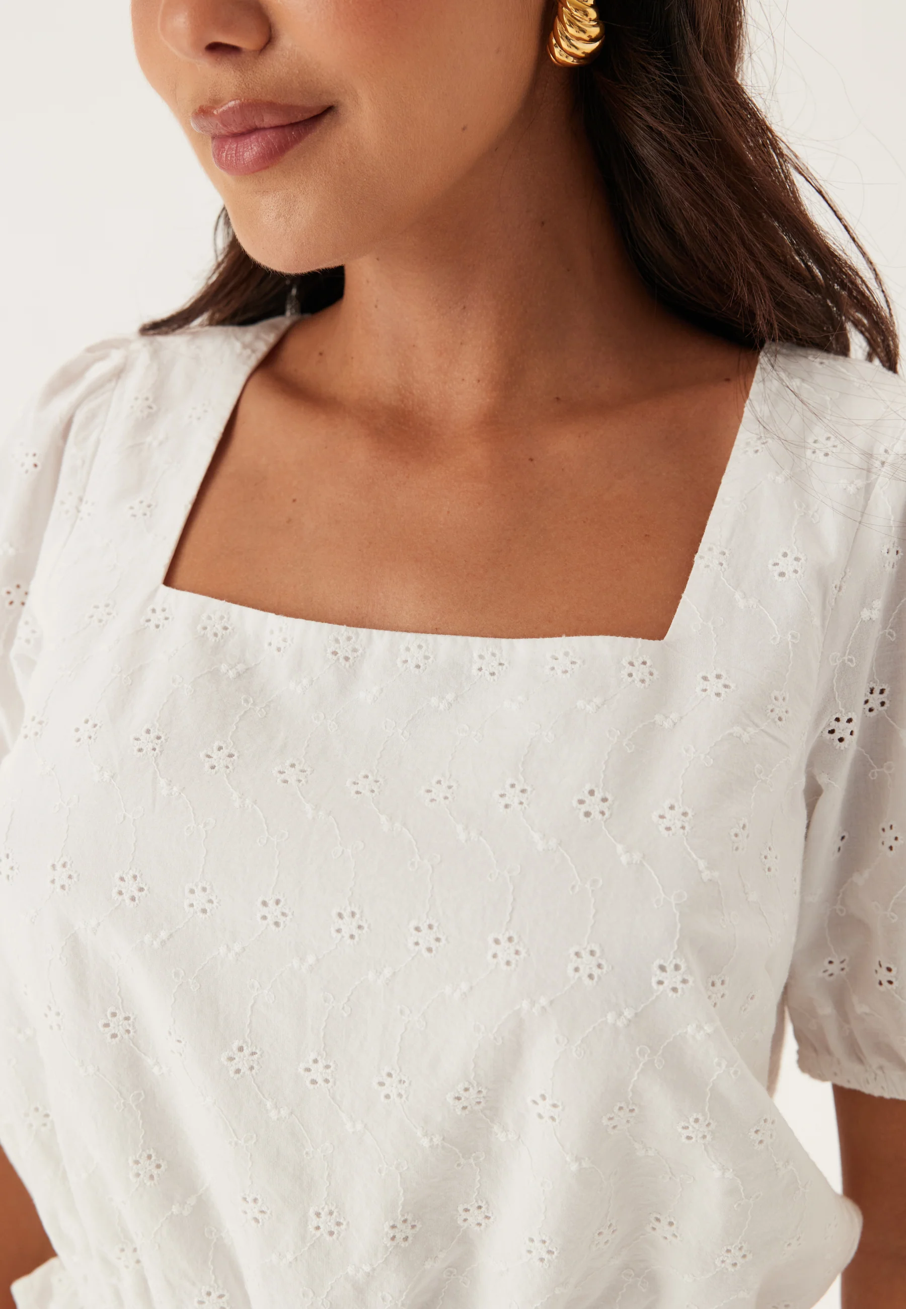 Broderie Anglaise Short Sleeve  Blouse - Image 4