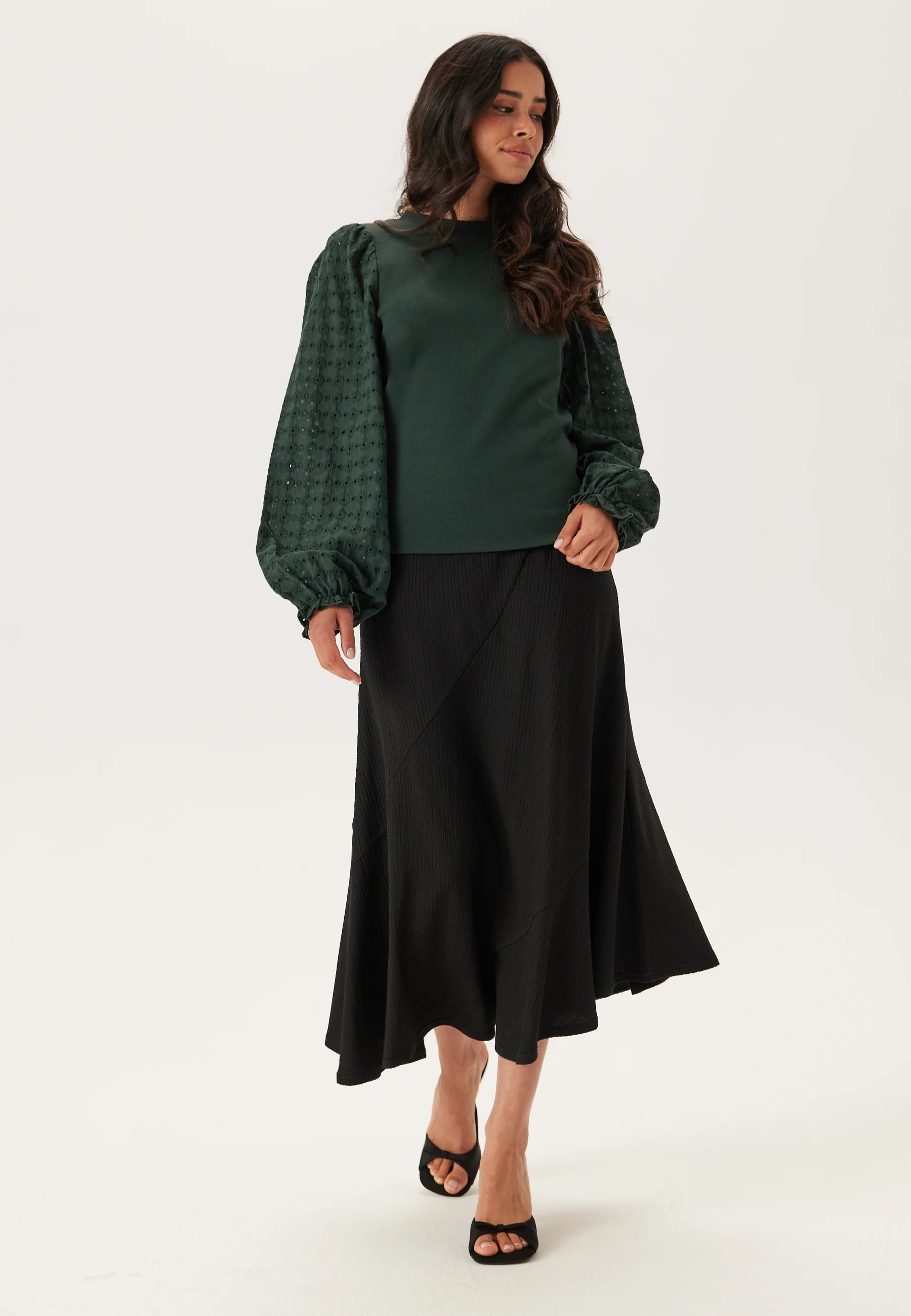 Broderie Anglaise Sleeve Top - Image 3