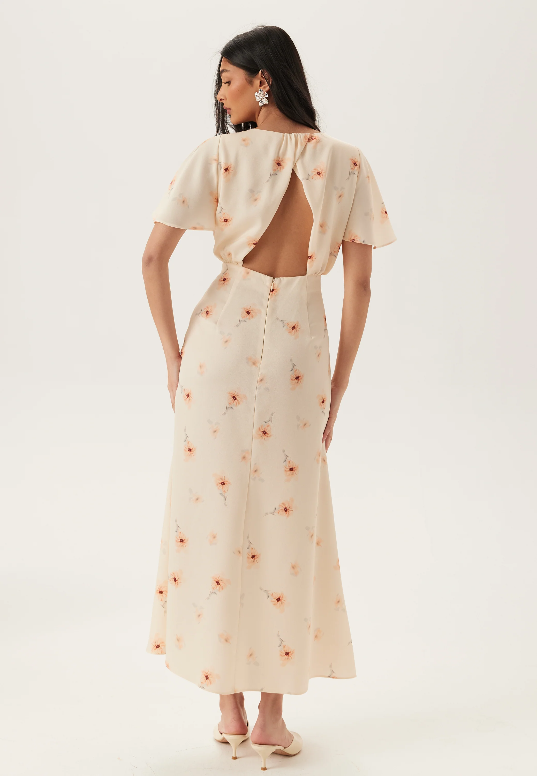 Butterfly Sleeve Ankle Dress - Image 3