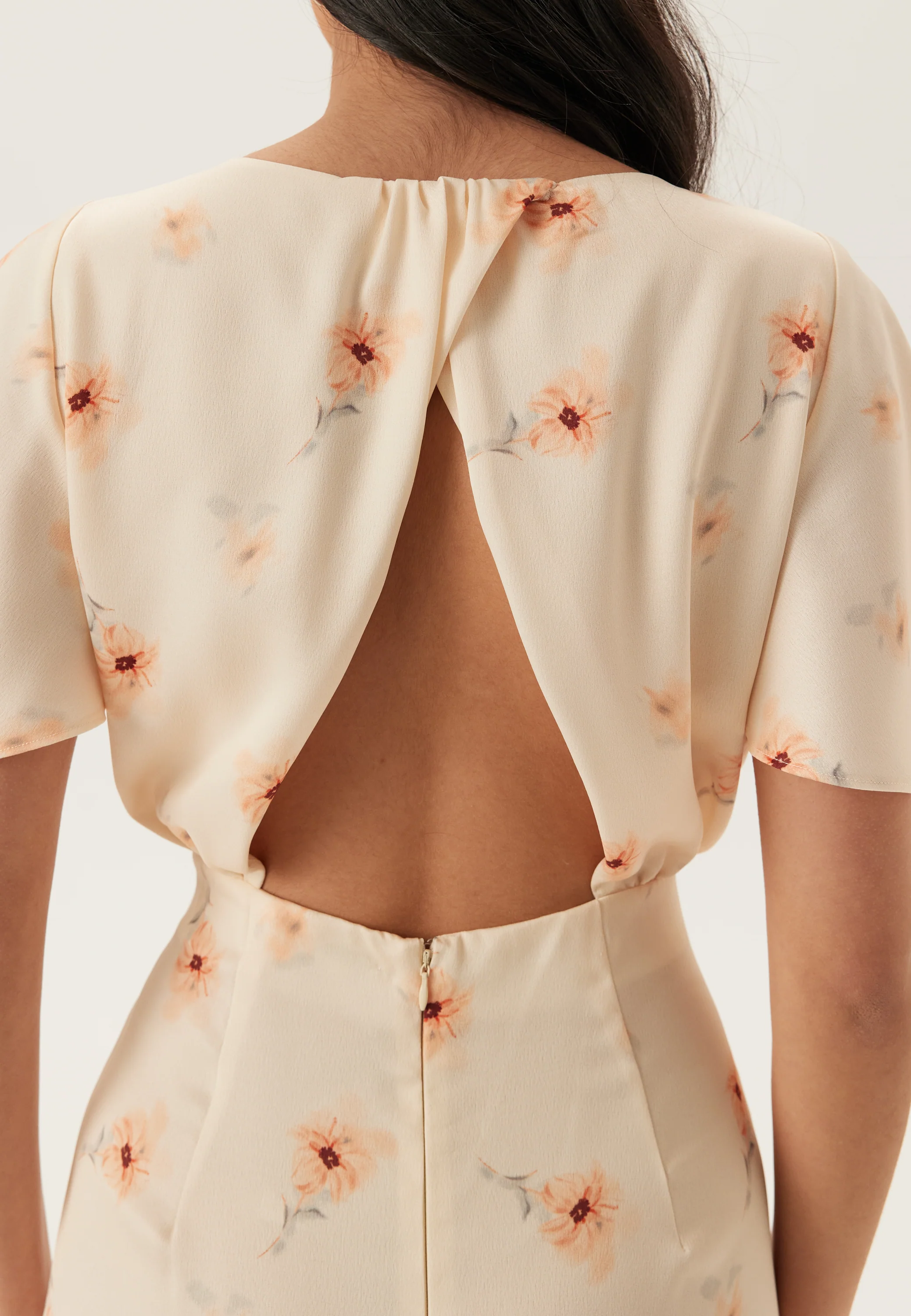 Butterfly Sleeve Ankle Dress - Image 4