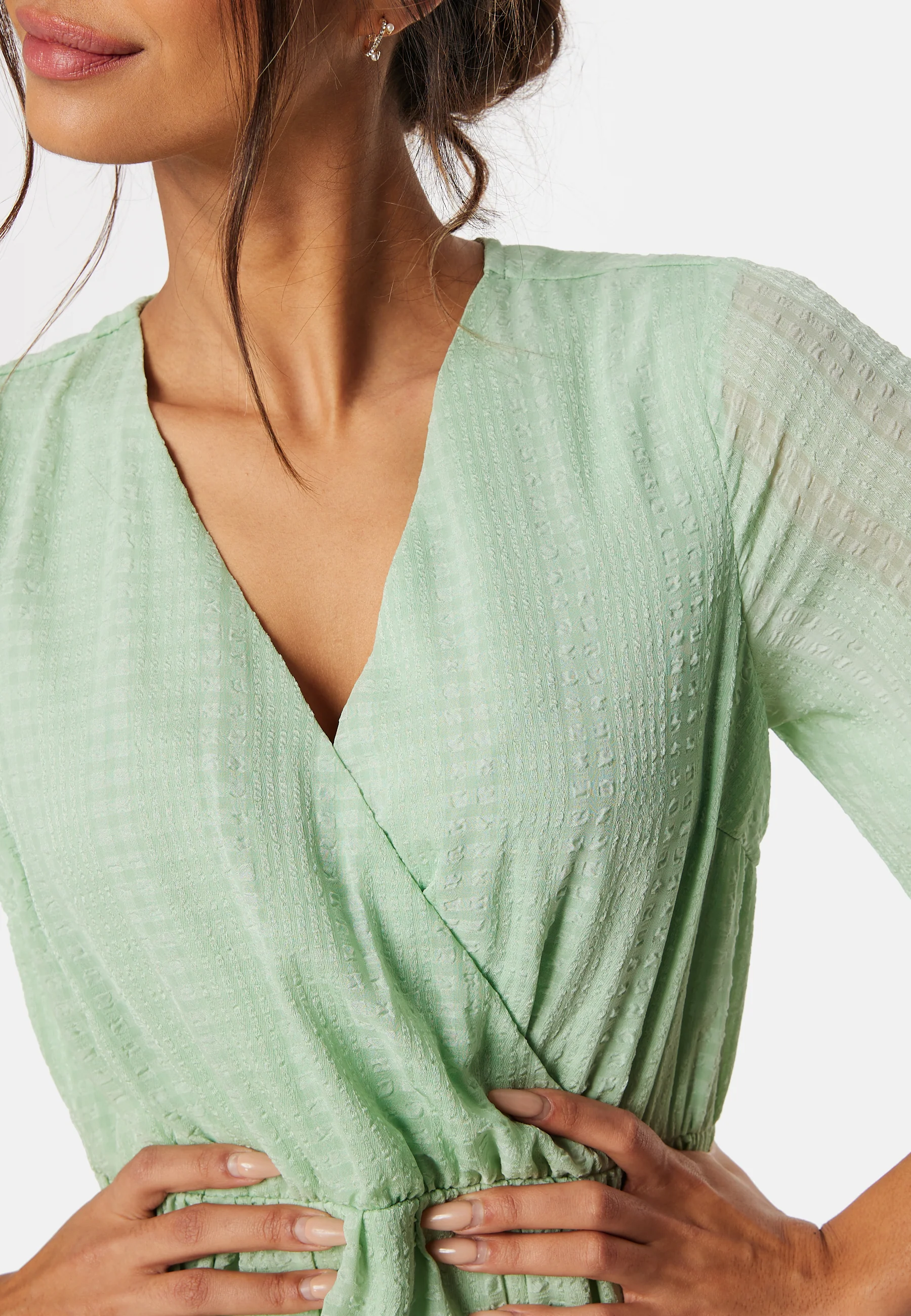 Butterfly Sleeve Flounce Dress - Image 3