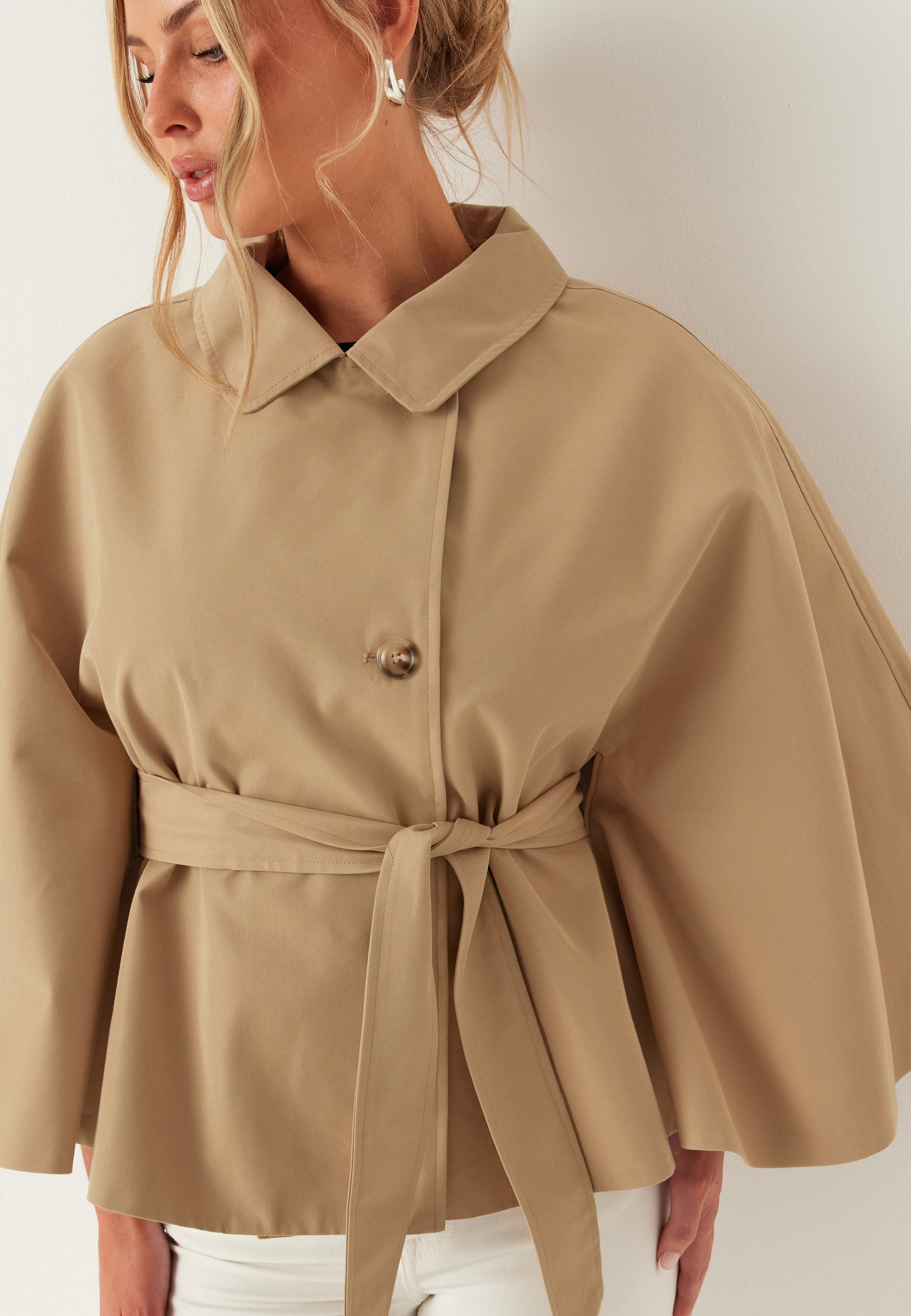 Cape Jacket - Image 4