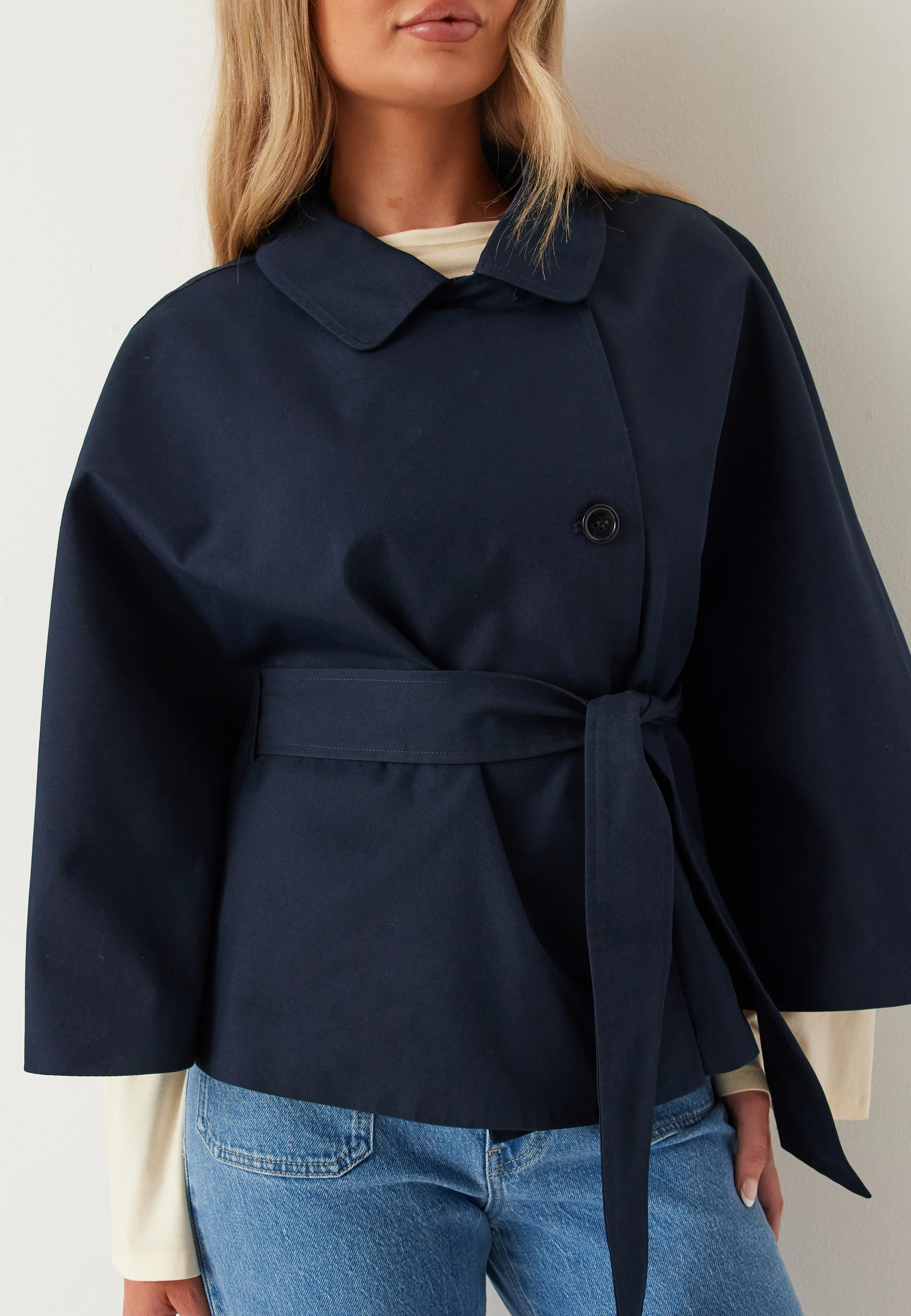 Cape Jacket - Image 2