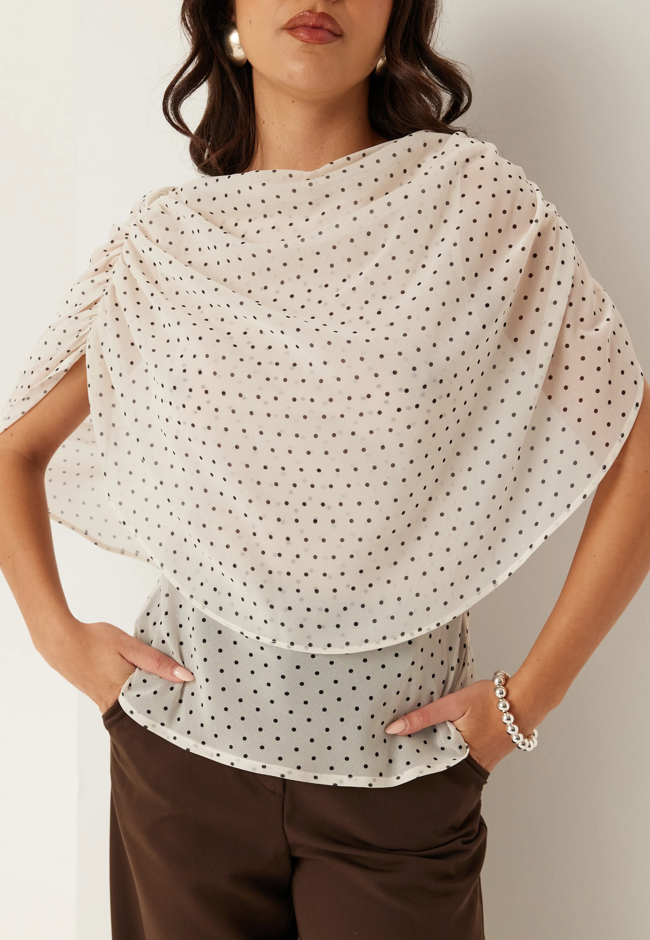 Cape Sleeveless Blouse - Image 6