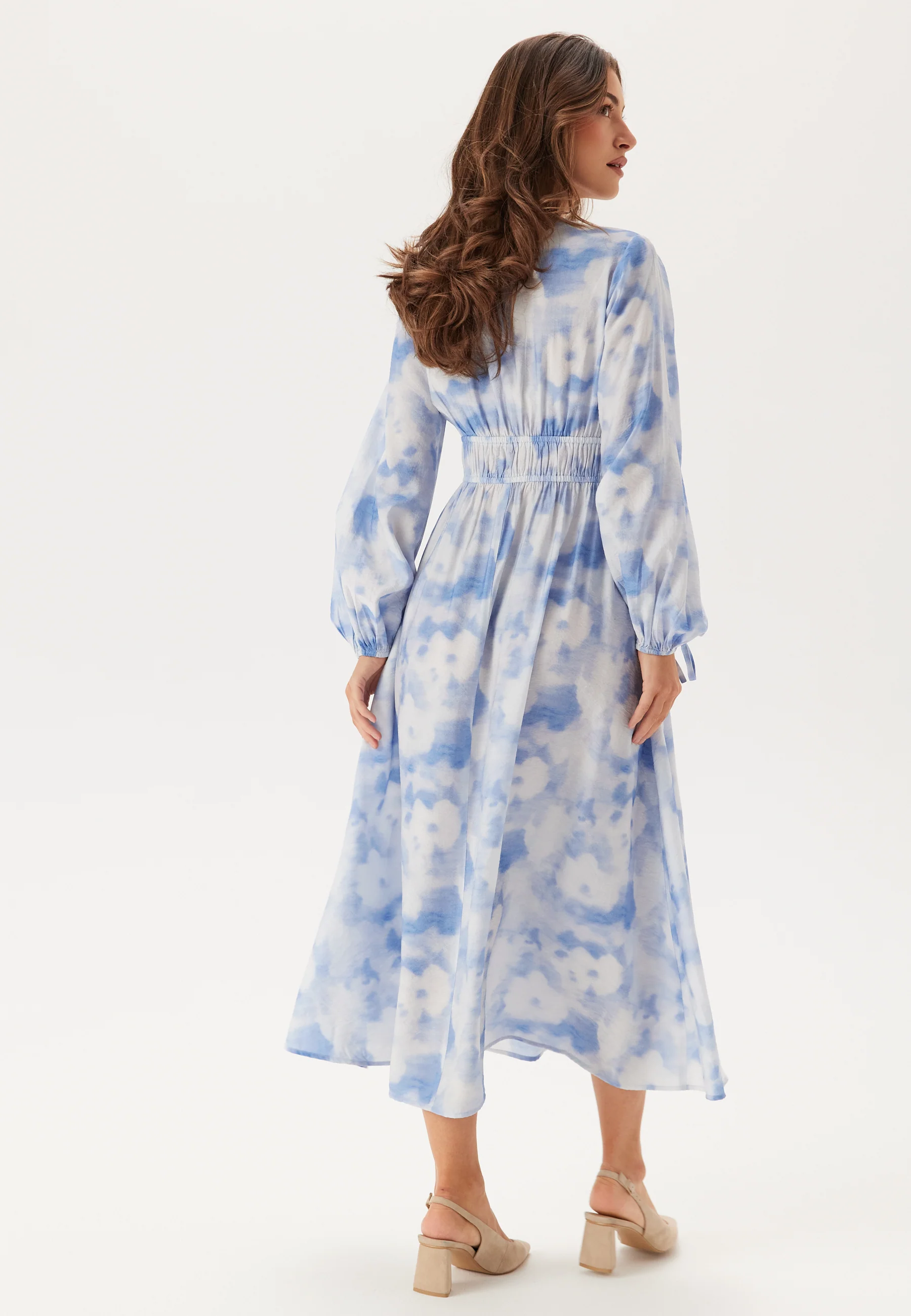 CC V-neck Viscose Strap L/S Dress - Image 3