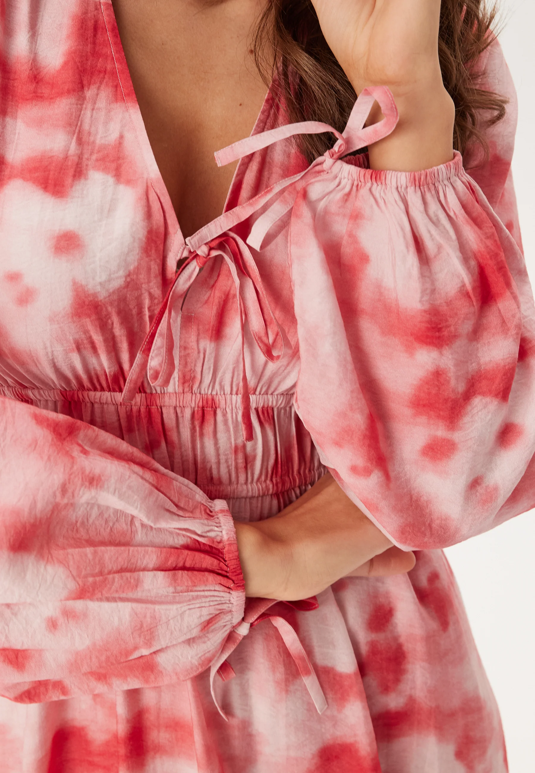 CC V-neck Viscose Strap L/S Dress - Image 5