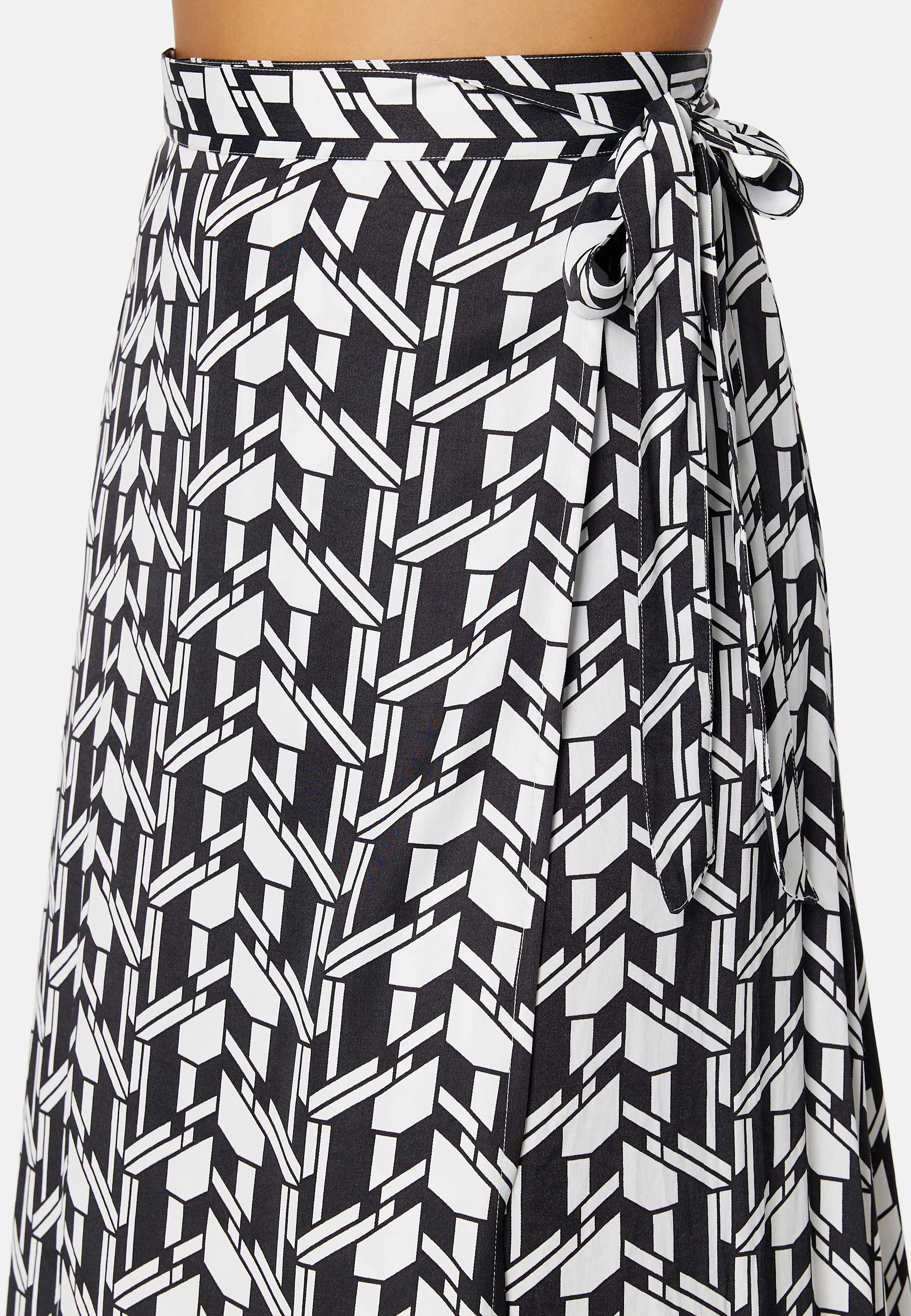 CC Wrap skirt - Image 4
