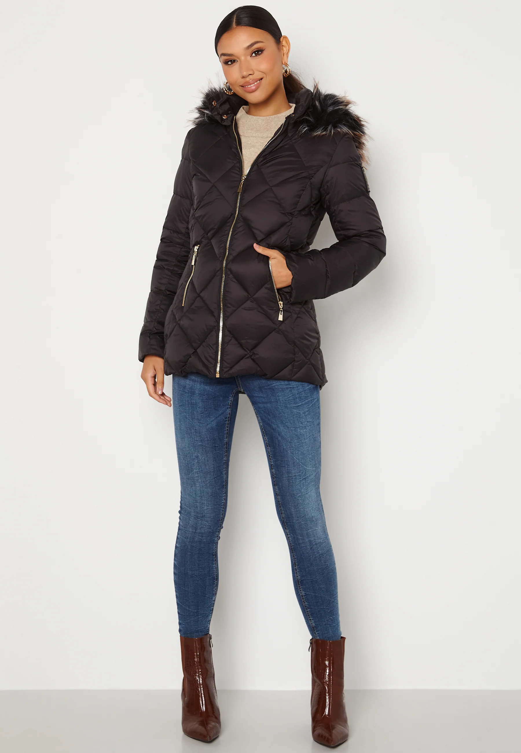 Cervina Down Jacket - Image 2