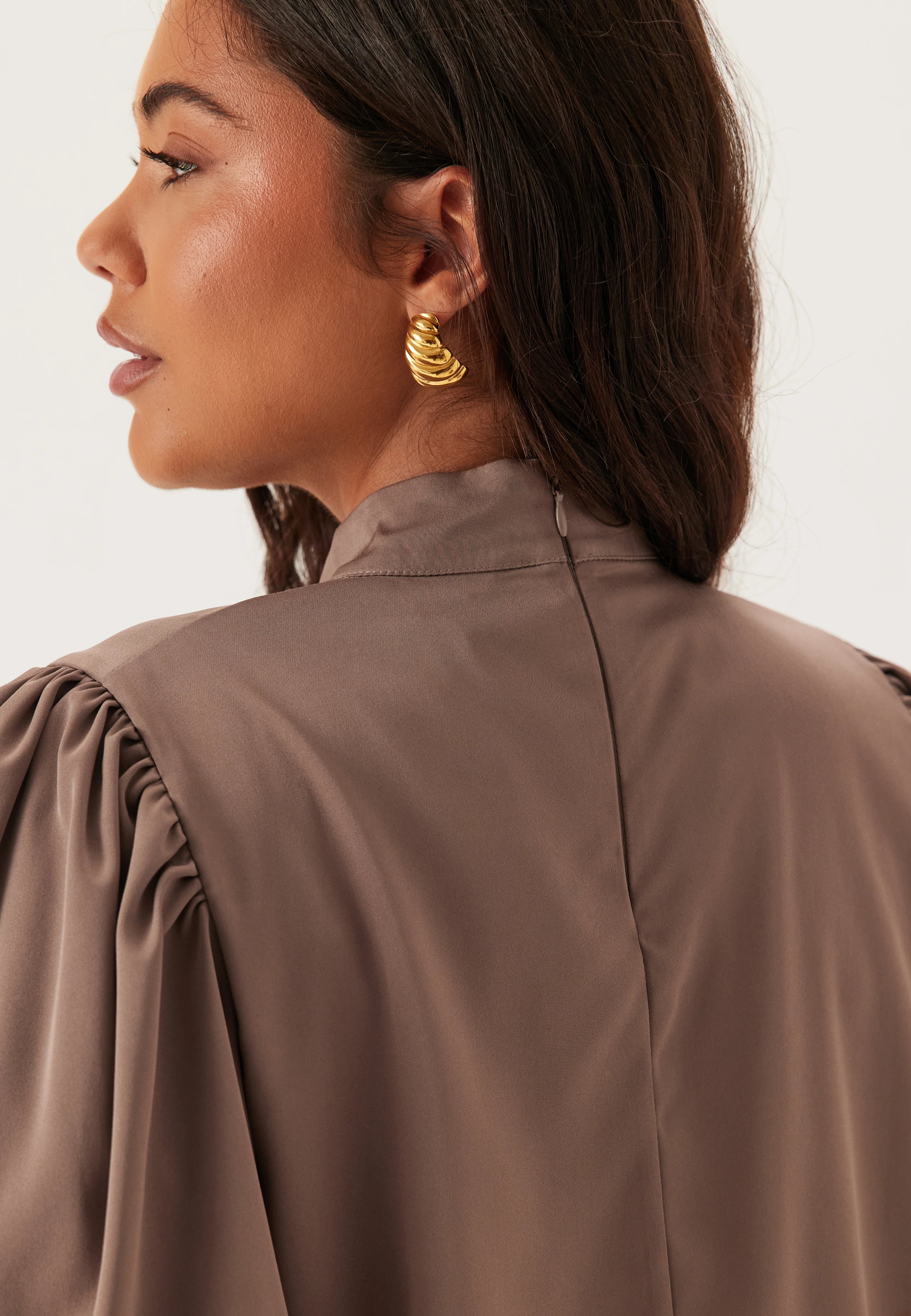 Chimney Collar Puff Sleeve Blouse - Image 5