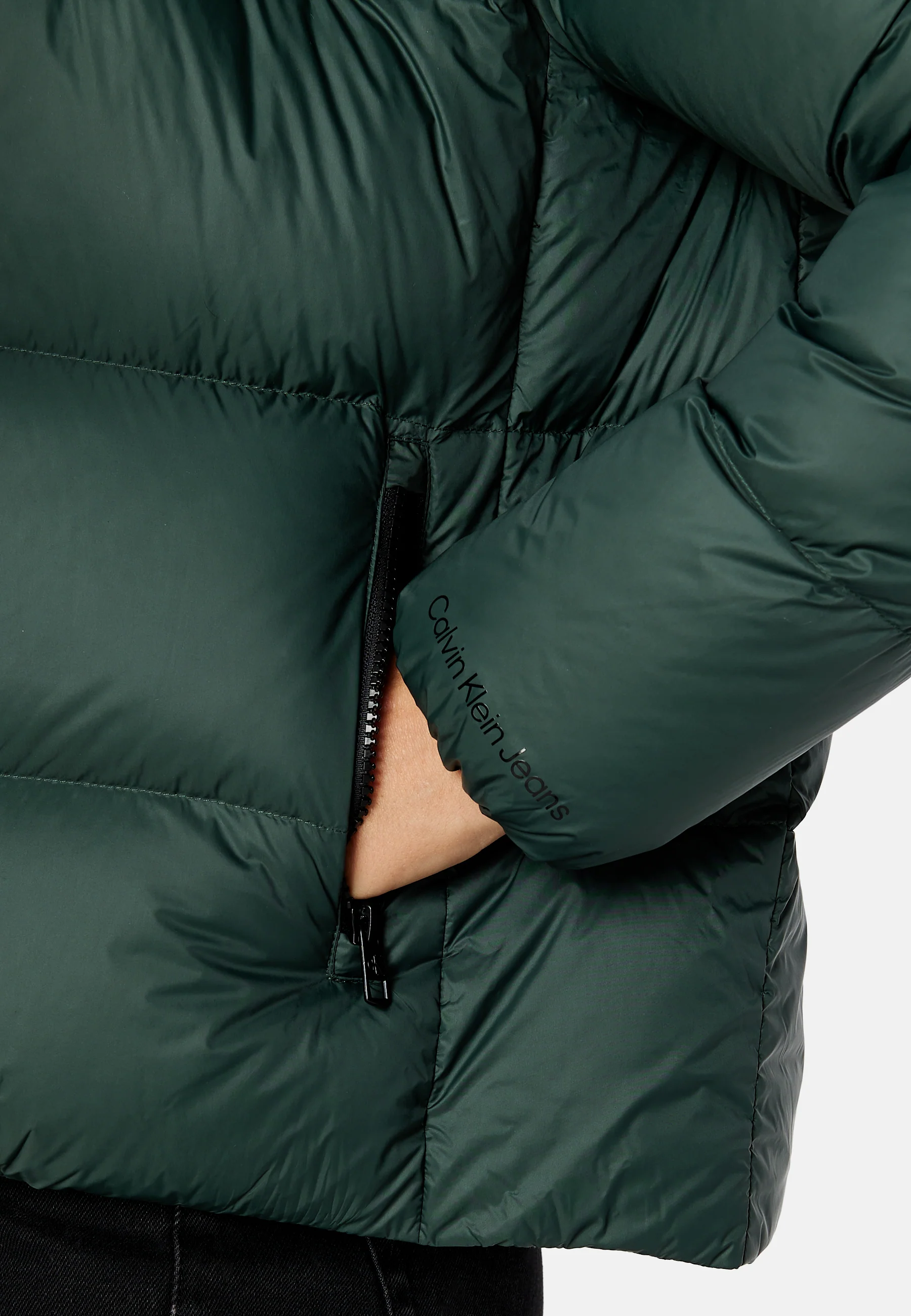 CK MW Down Short Puffer - Image 5