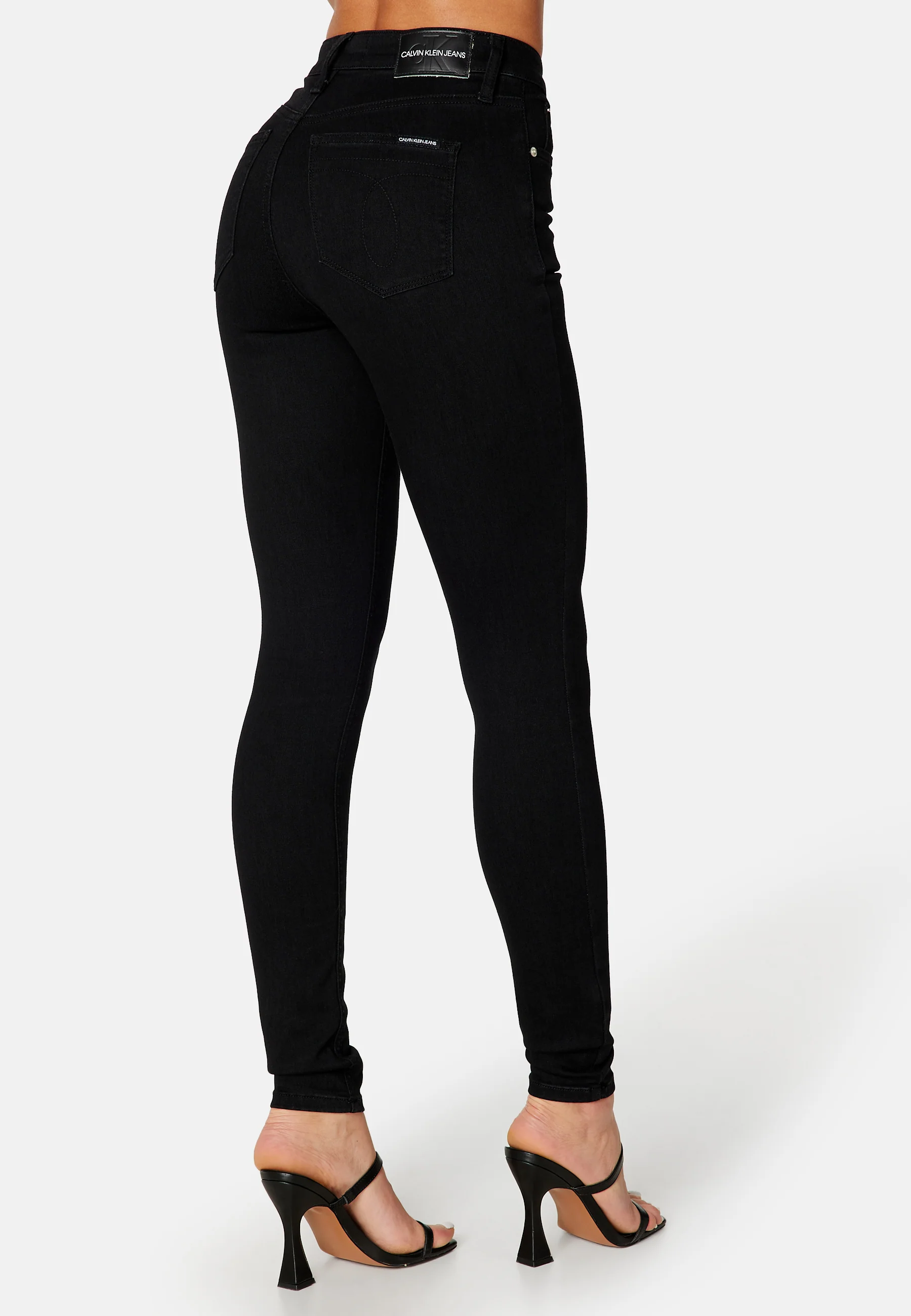 CKJ 010 High Rise Skinny