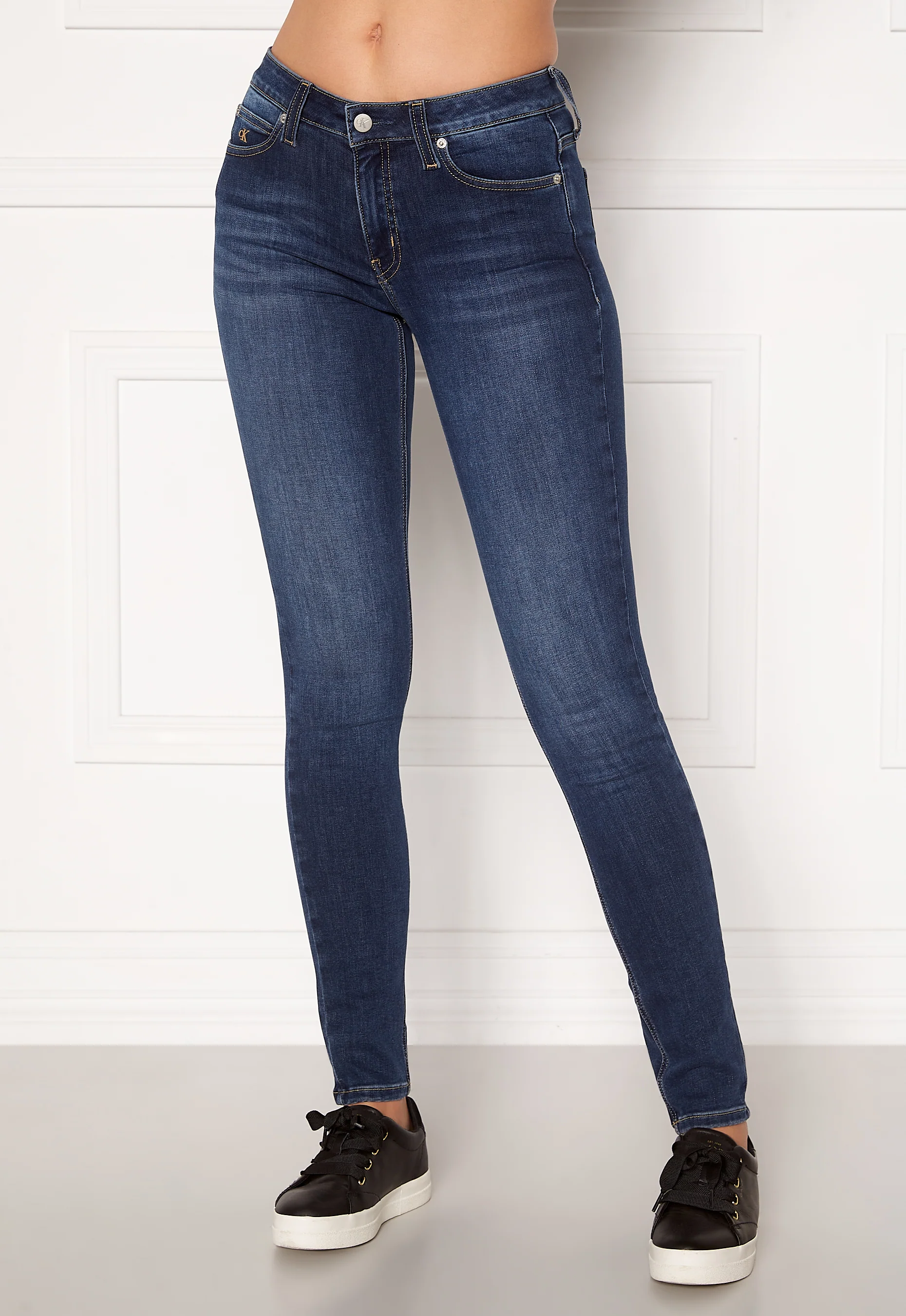 CKJ 011 Mid Rise Skinny - Image 4
