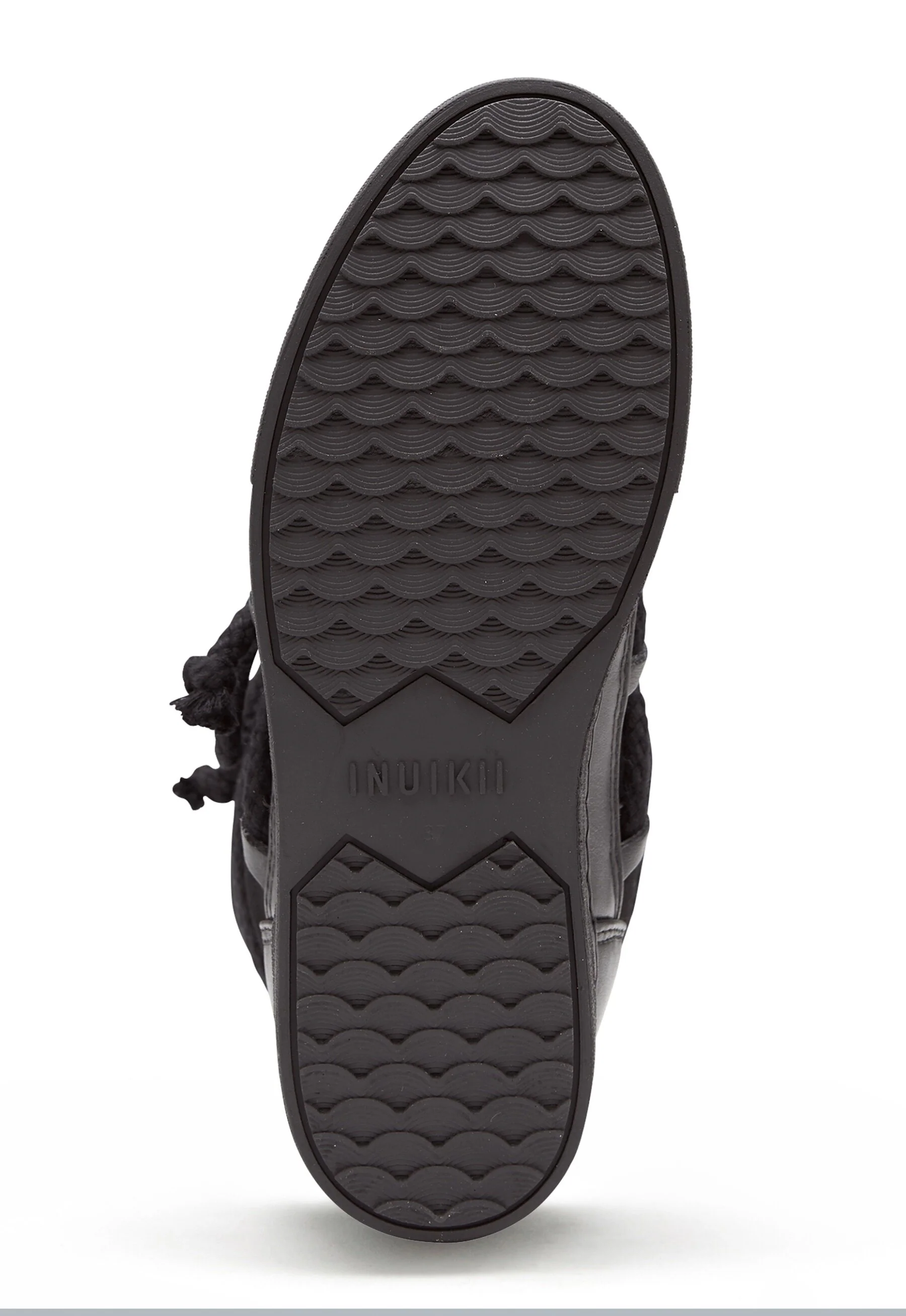 Classic Sneaker - Image 5