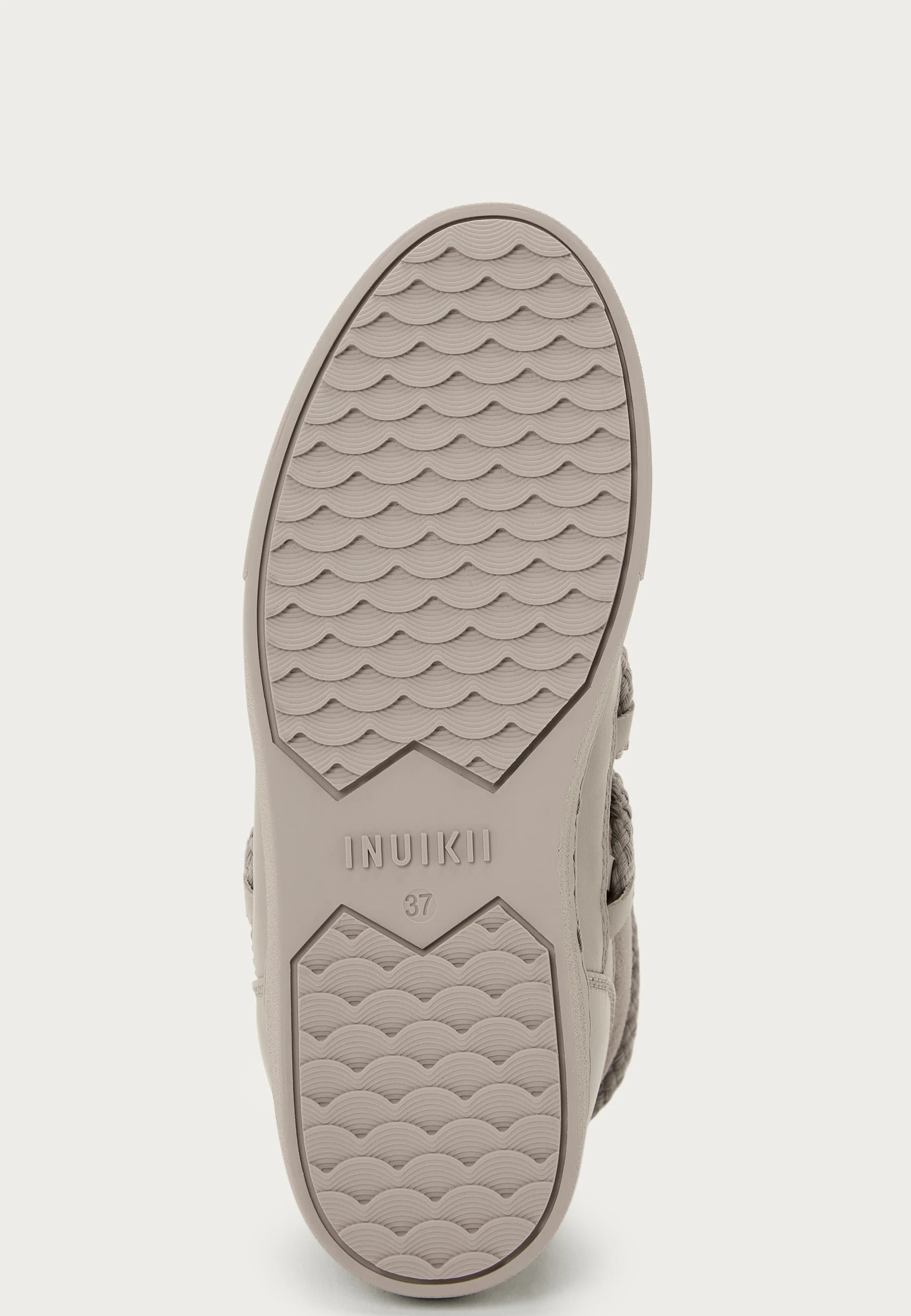 Classic Sneaker - Image 5