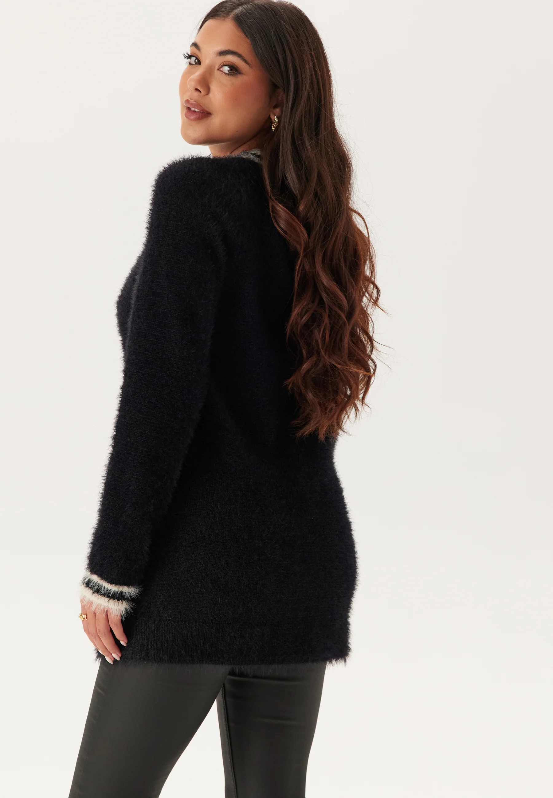Contrast Fluffy Knitted Cardigan - Image 3