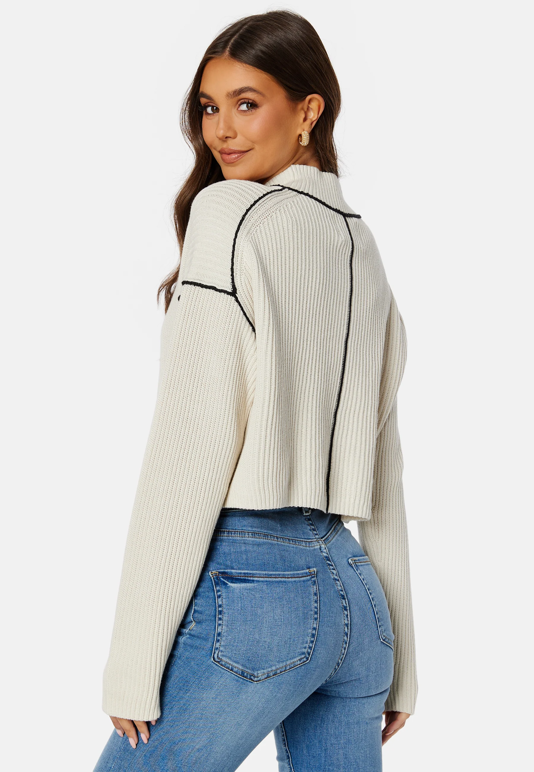 Contrast Seaming Loose Sweater - Image 3