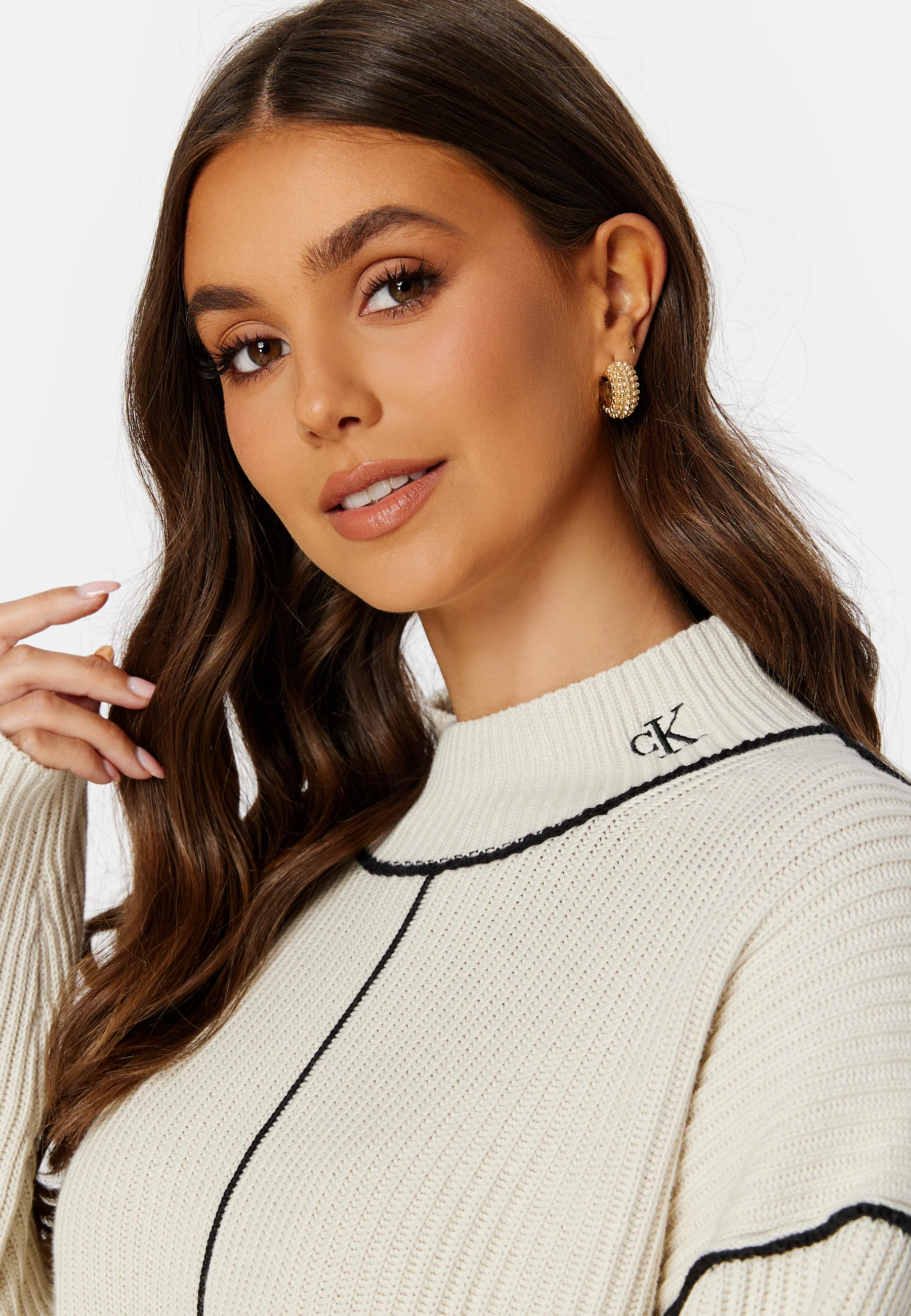Contrast Seaming Loose Sweater - Image 4
