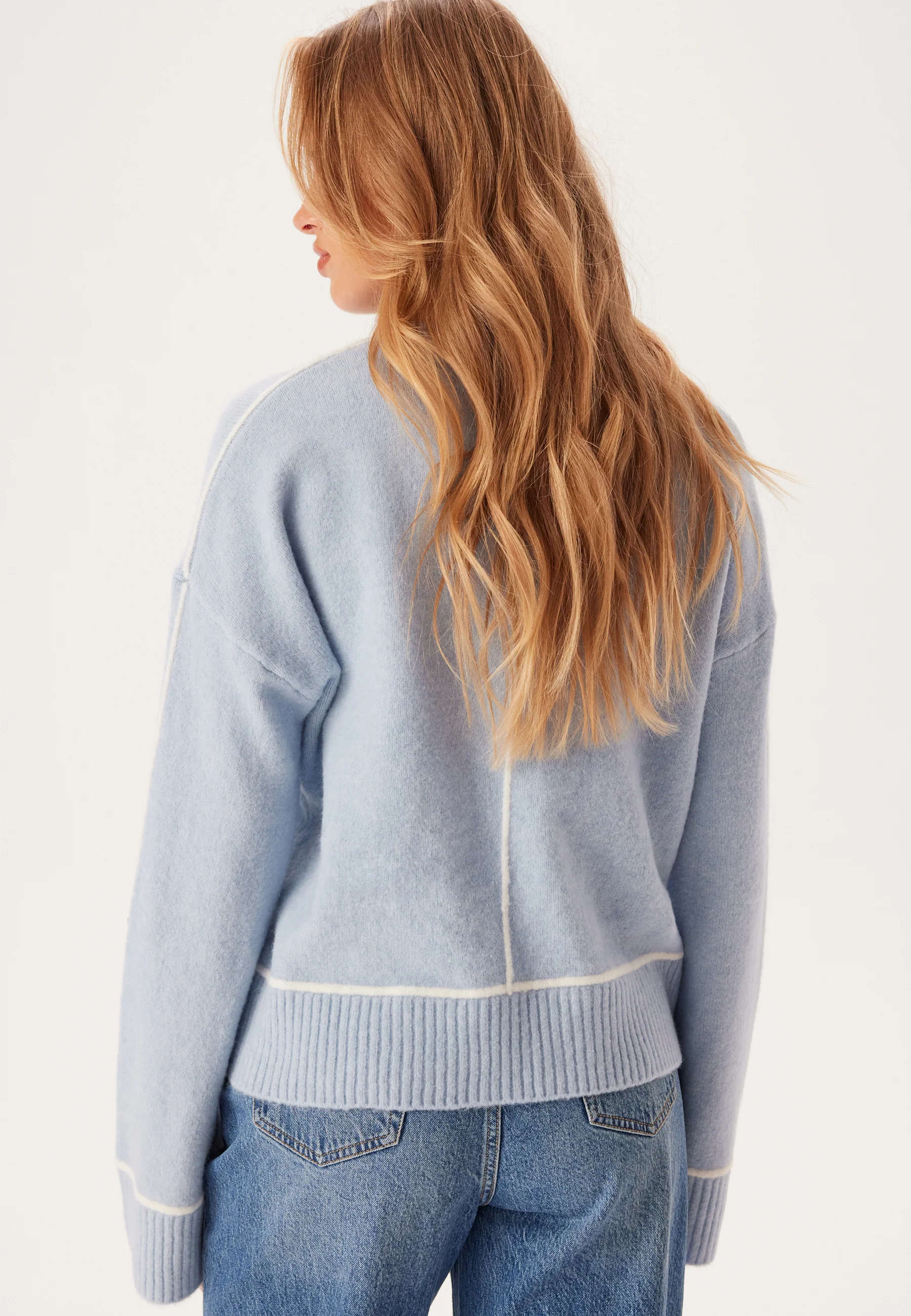 Contrast Stitch Knitted Sweater - Image 3