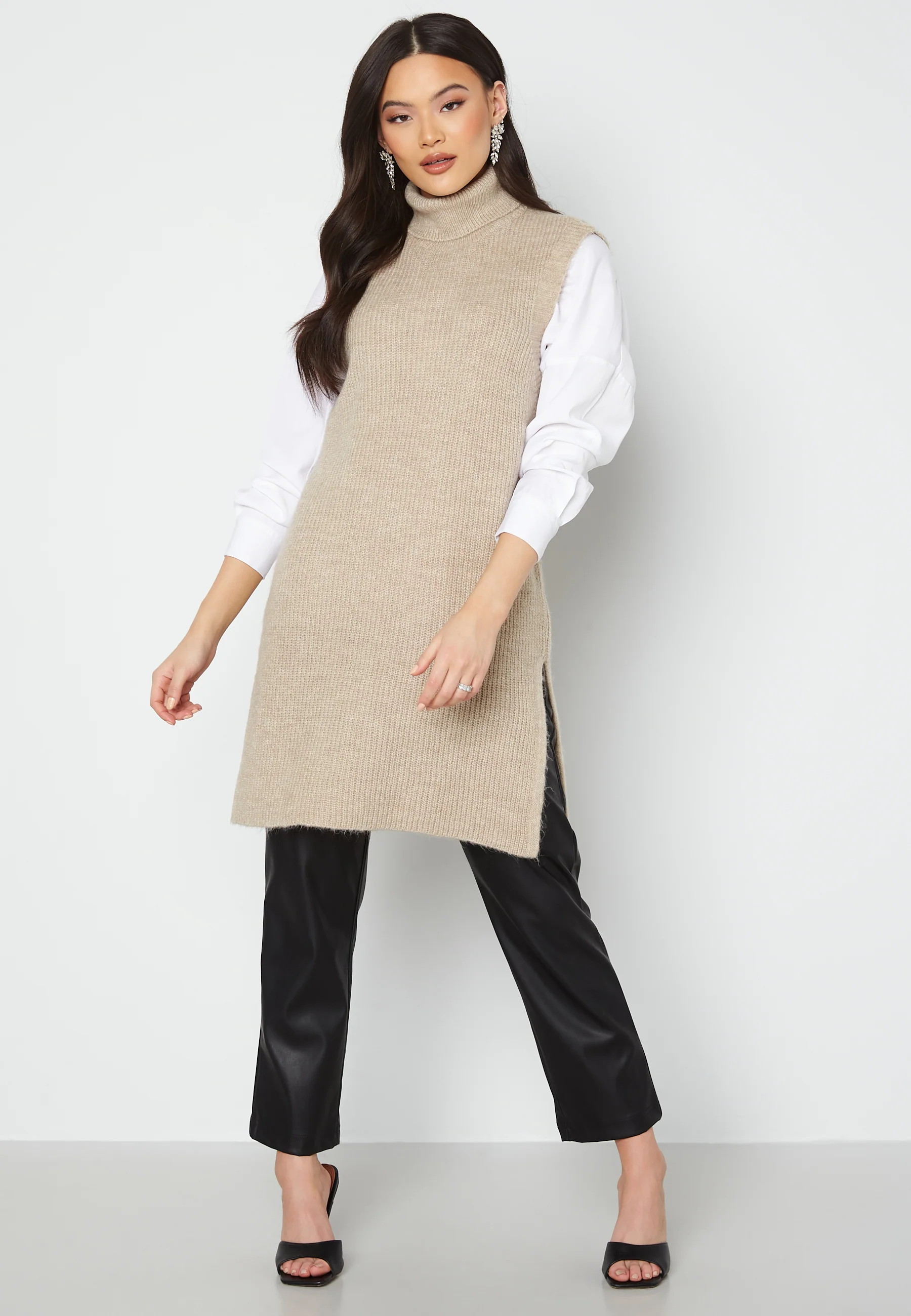 Cora Long Rollneck Vest - Image 2