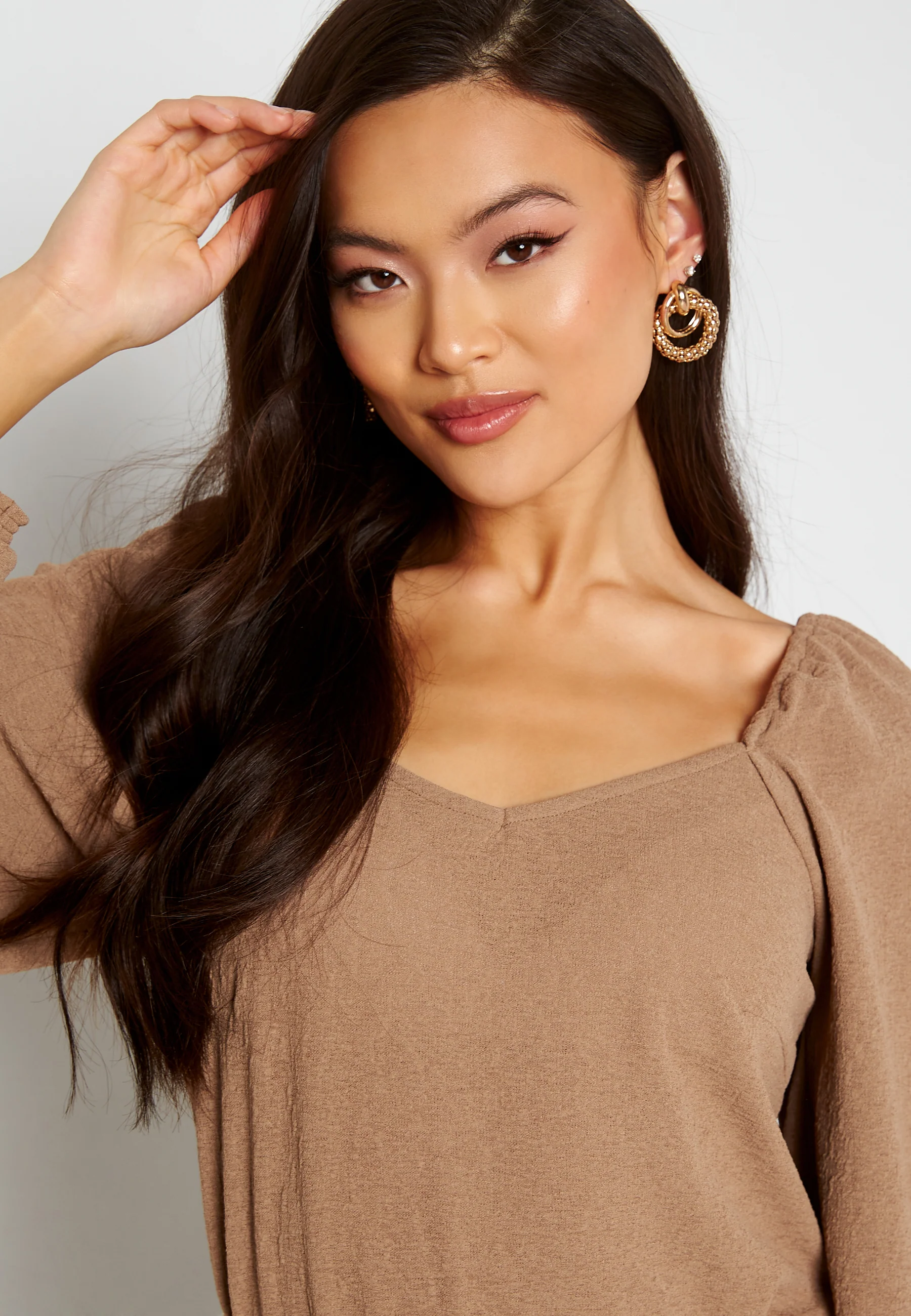 Cotin Square Neck L/S Top - Image 4