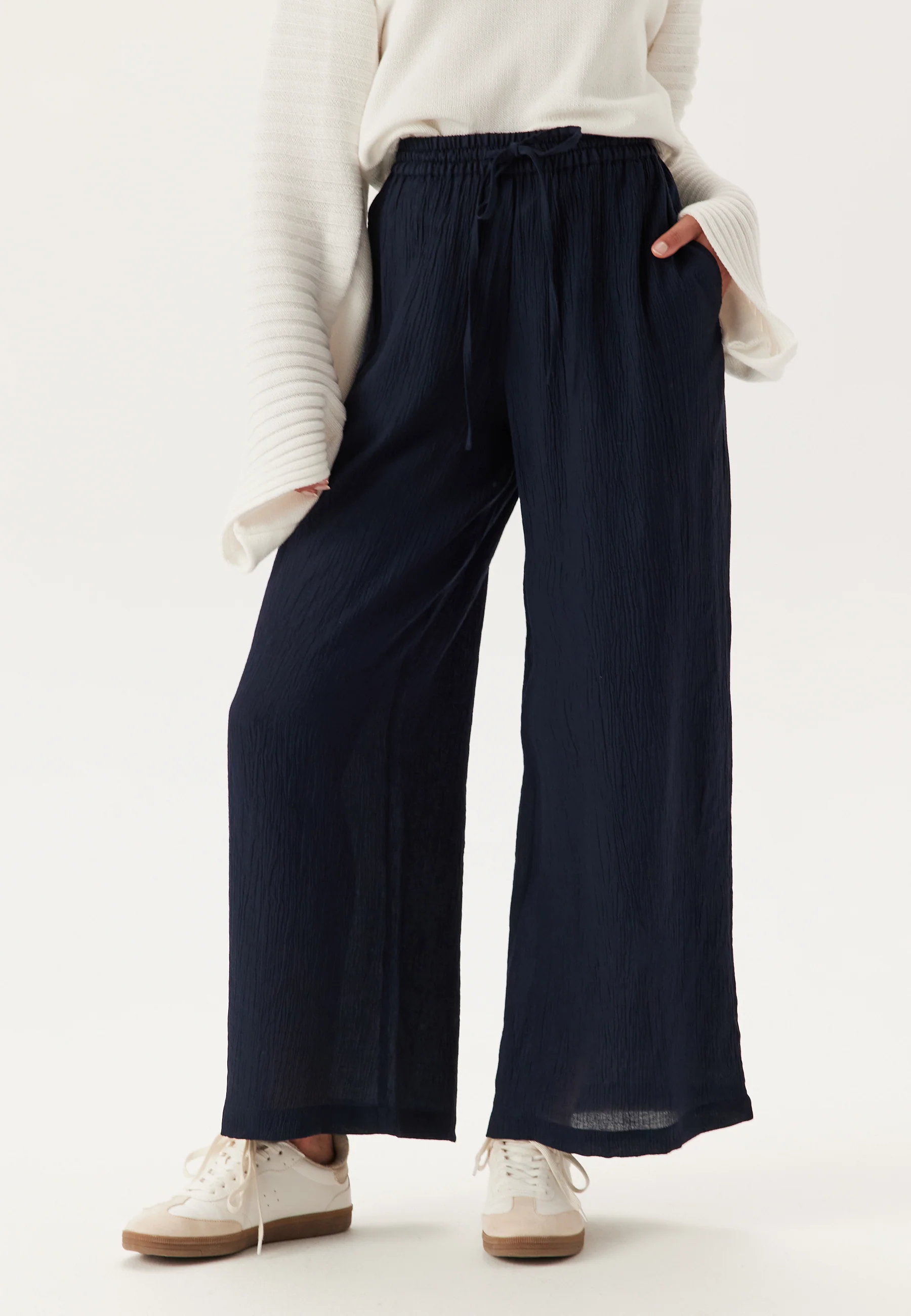 Crinkle Pants