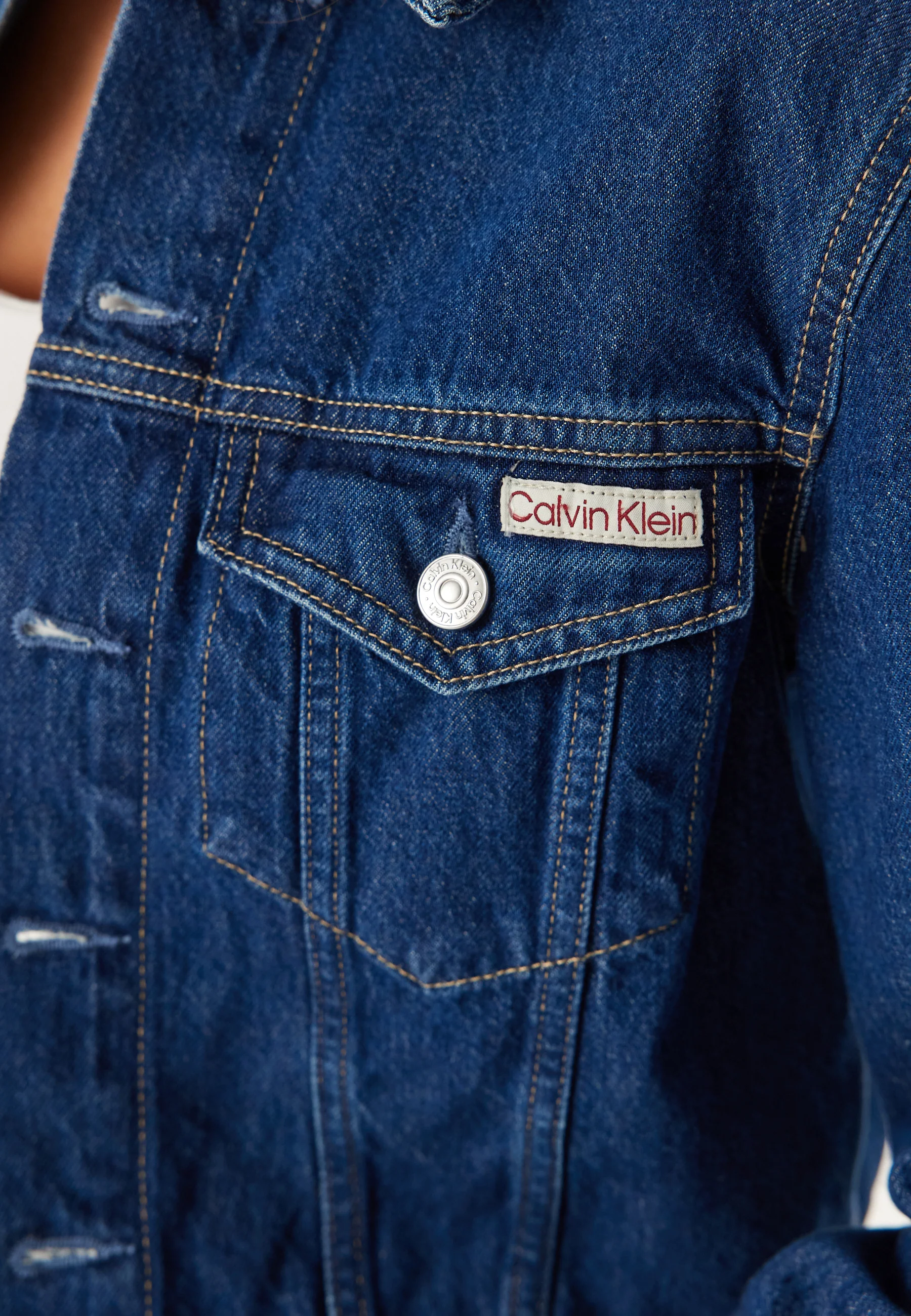 Cropped 90's Denim Trucker - Image 6