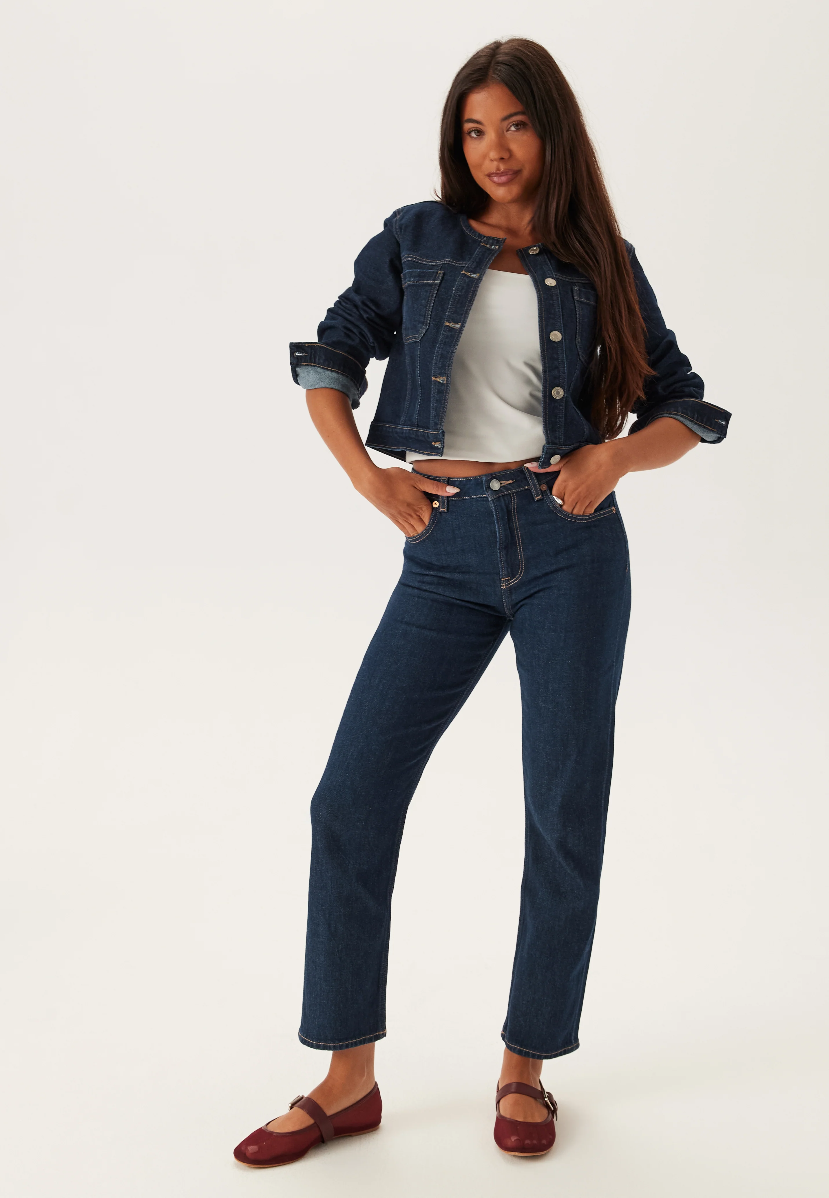 Cropped Straight Stretch Jeans - Image 3