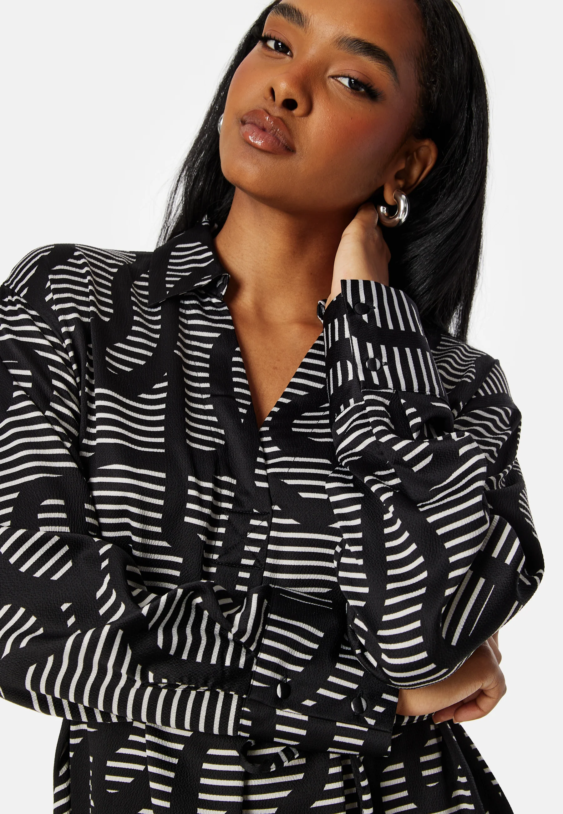 Daisy L/S V-Neck Calf Dress - Image 3