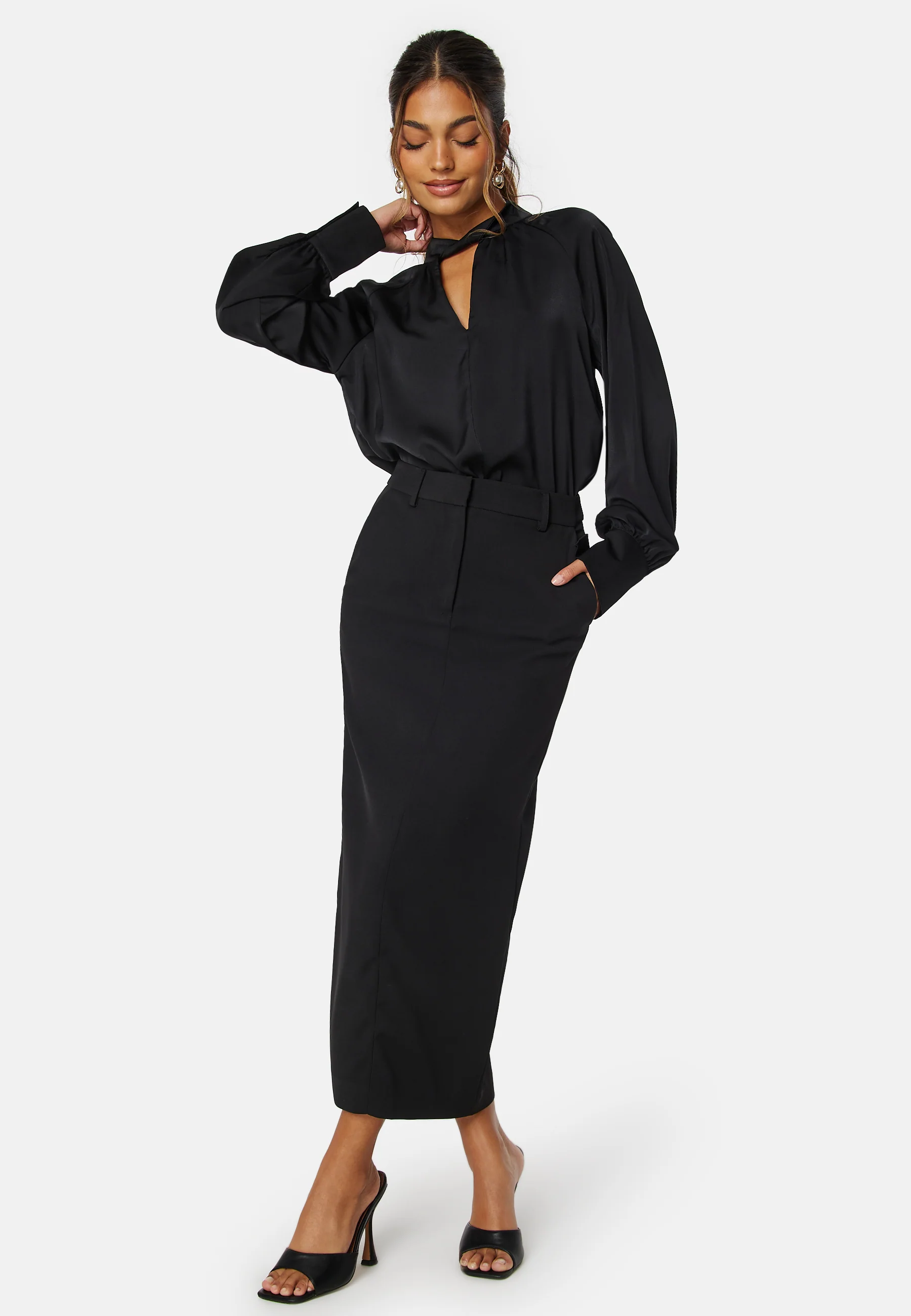 Elma Halterneck L/S Top - Image 3