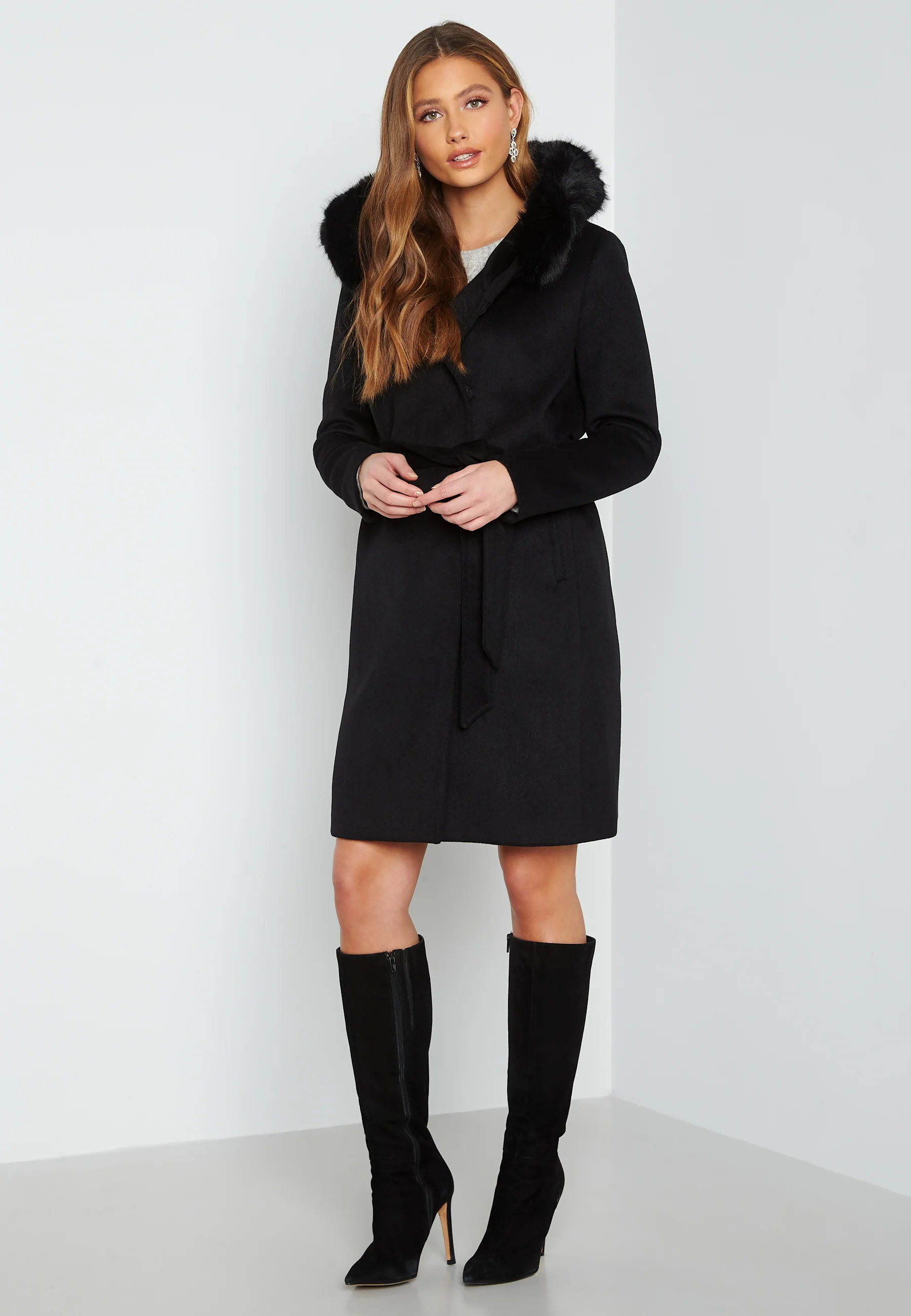 Elyse Faux Fur Jacket - Image 2