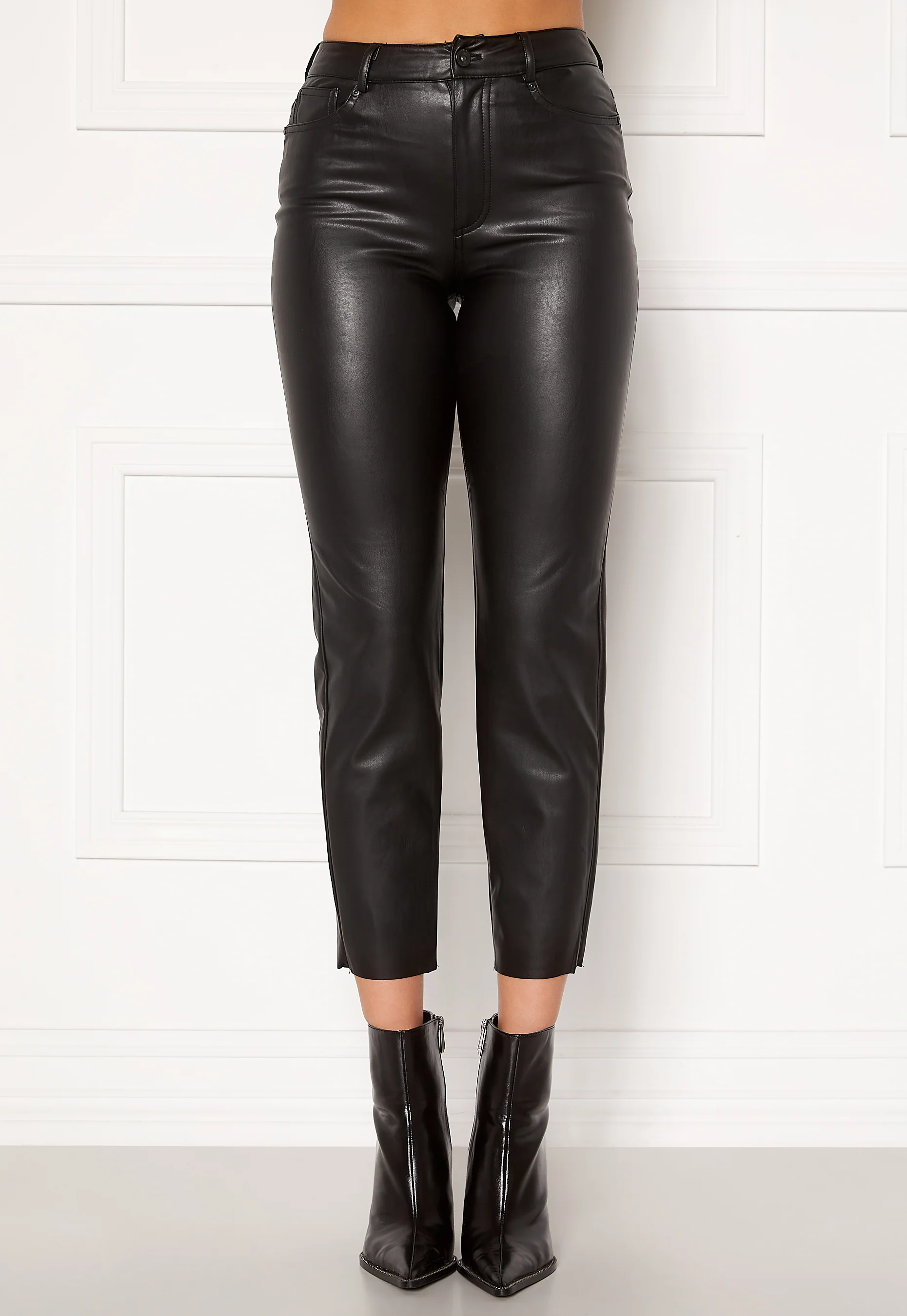 Emily HW Faux Leather - Image 4