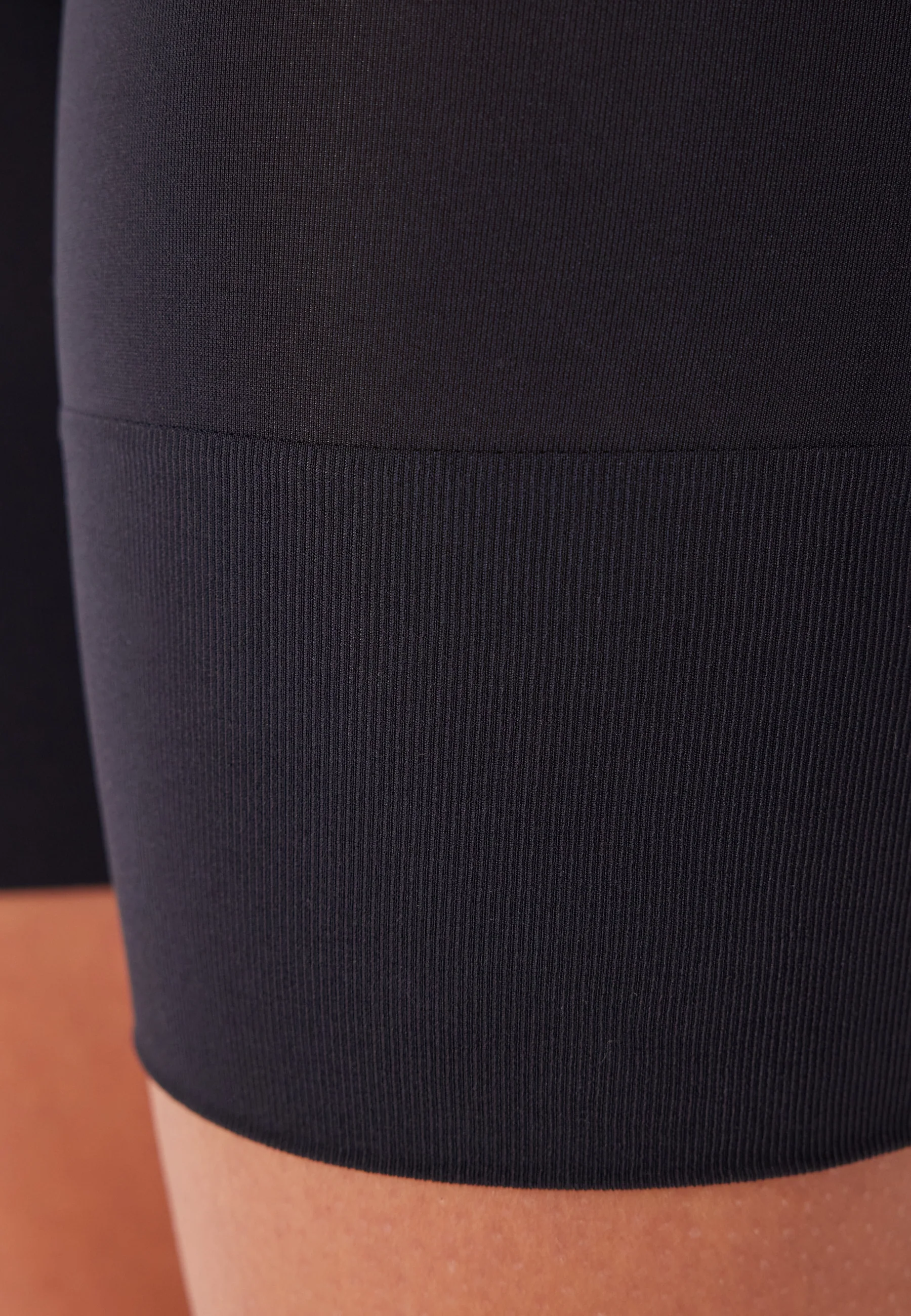 Essensual Mid Waisted Shorts - Image 3