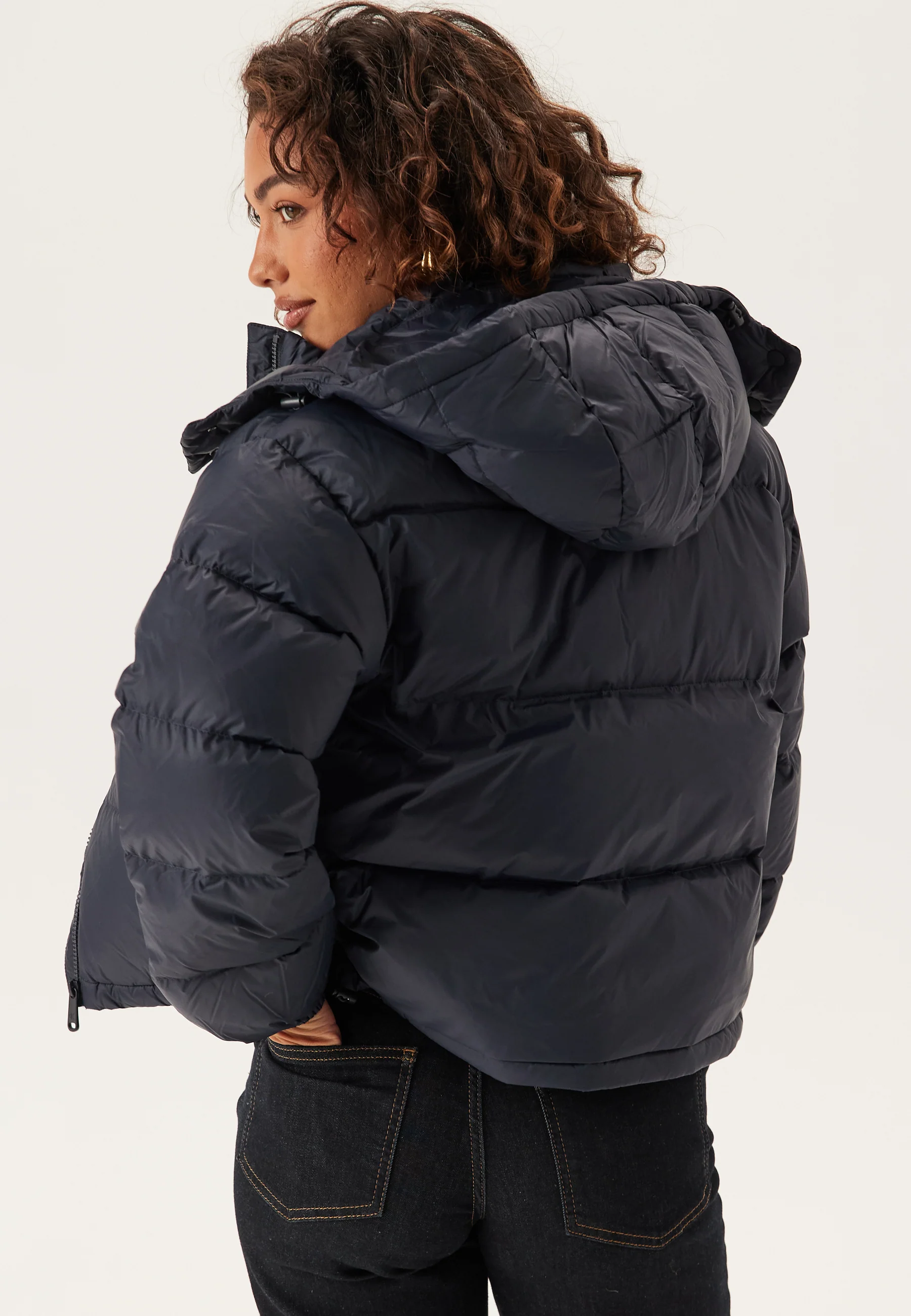 Essential Midweight Puffer Jacket - Image 3