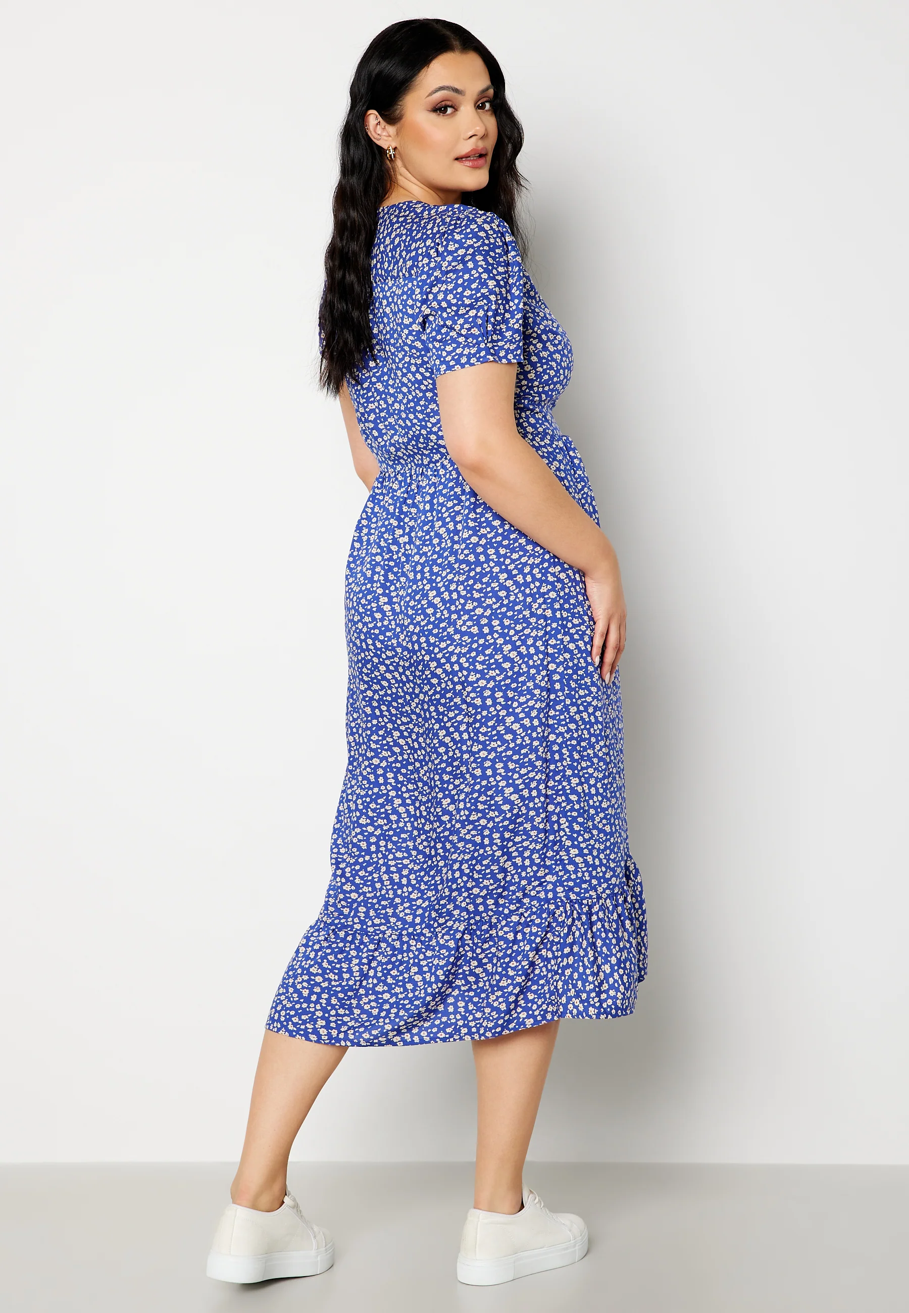 Evie puff sleeve wrap dress - Image 7