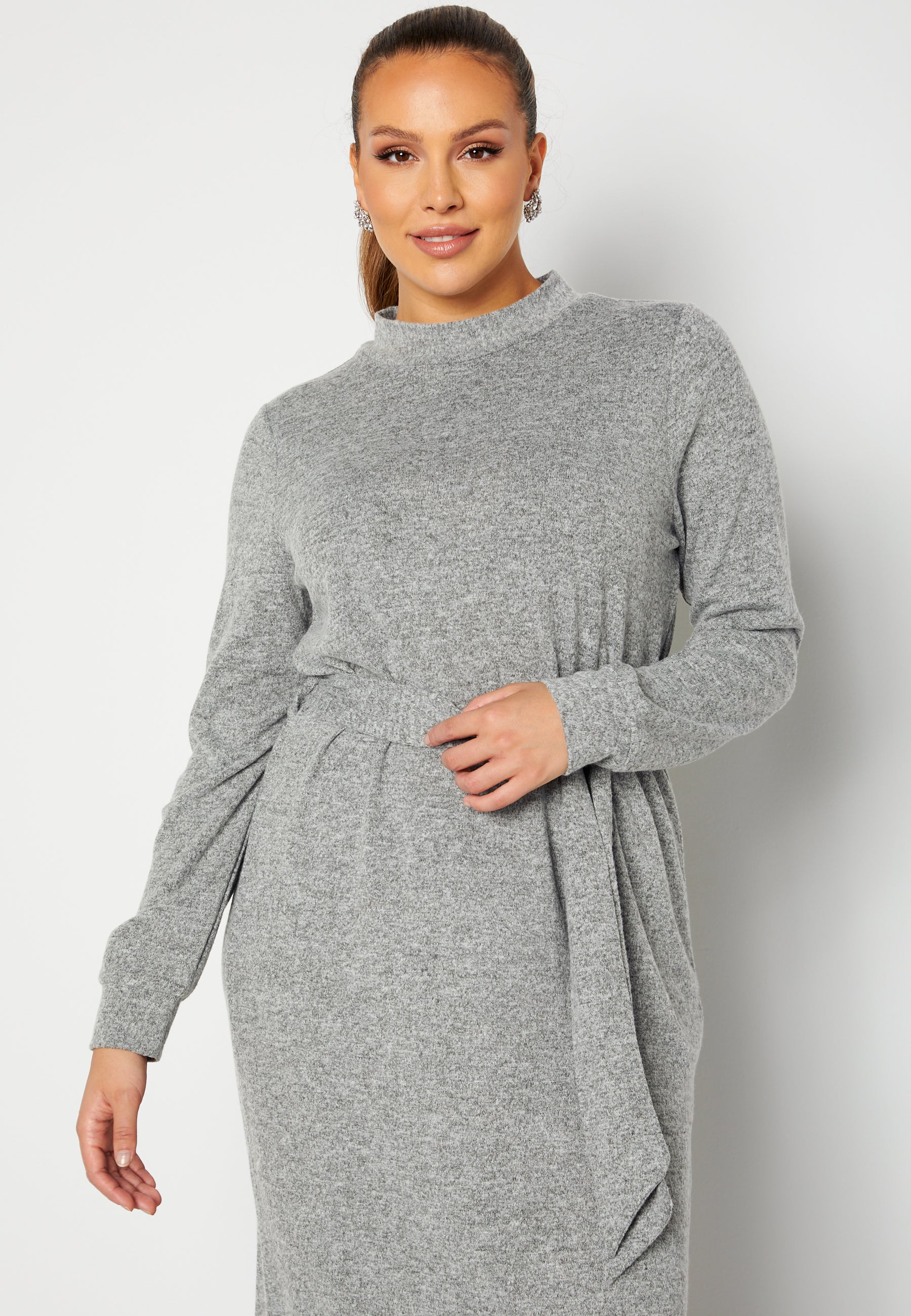 Faith cosy midi dress - Image 4