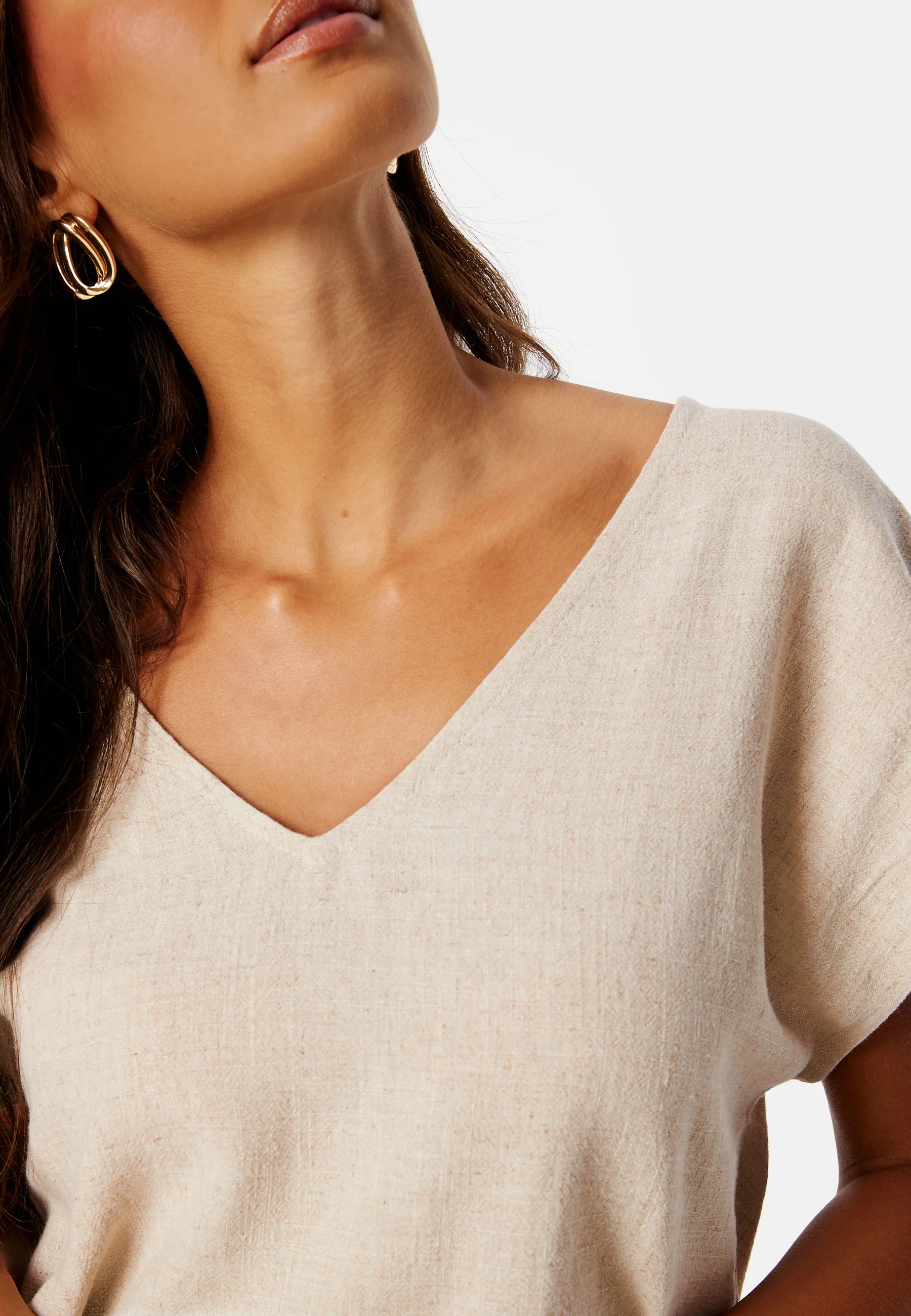Filia V-Neck Capsleeve Top - Image 6