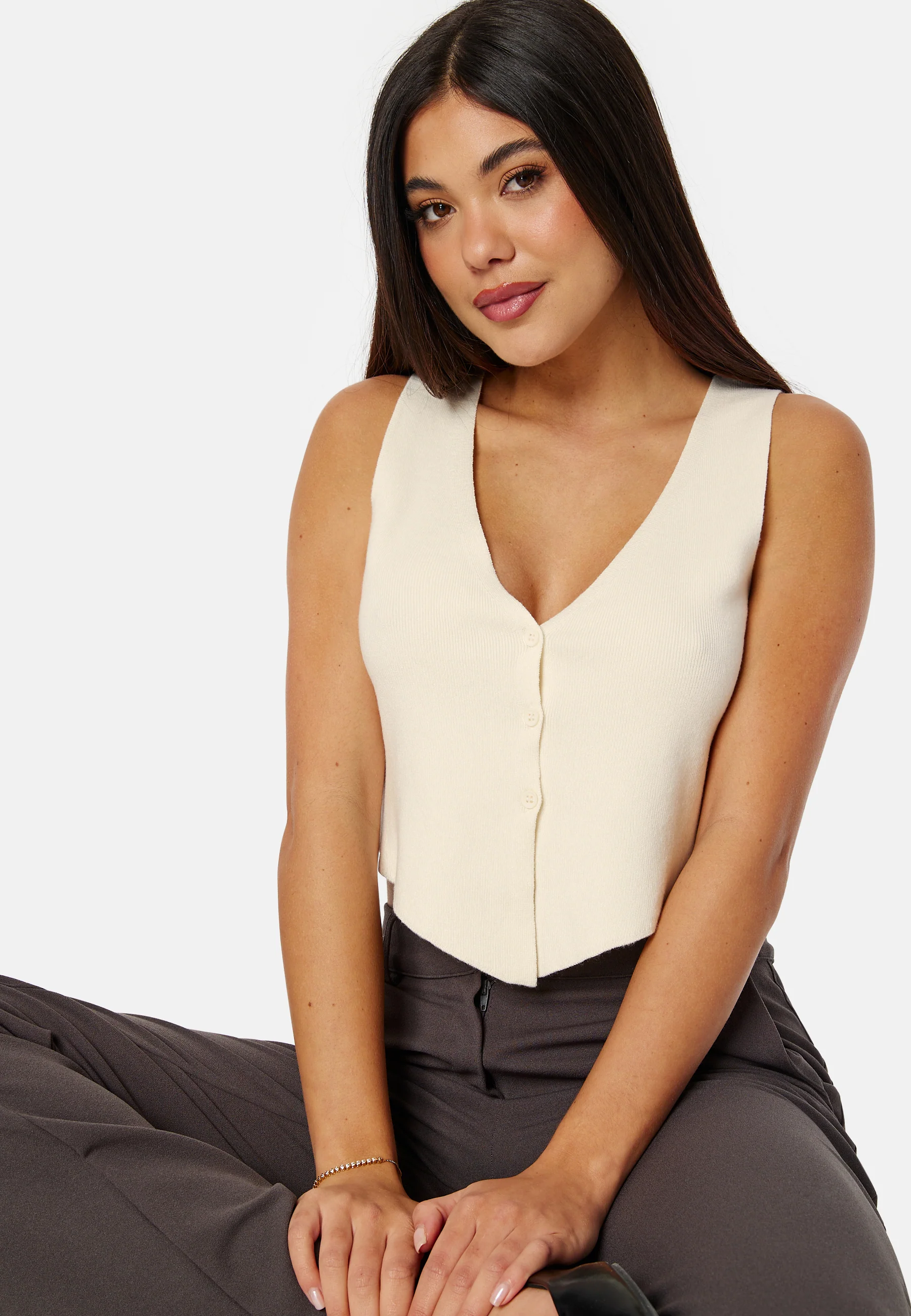 Fine Knitted Vest - Image 7