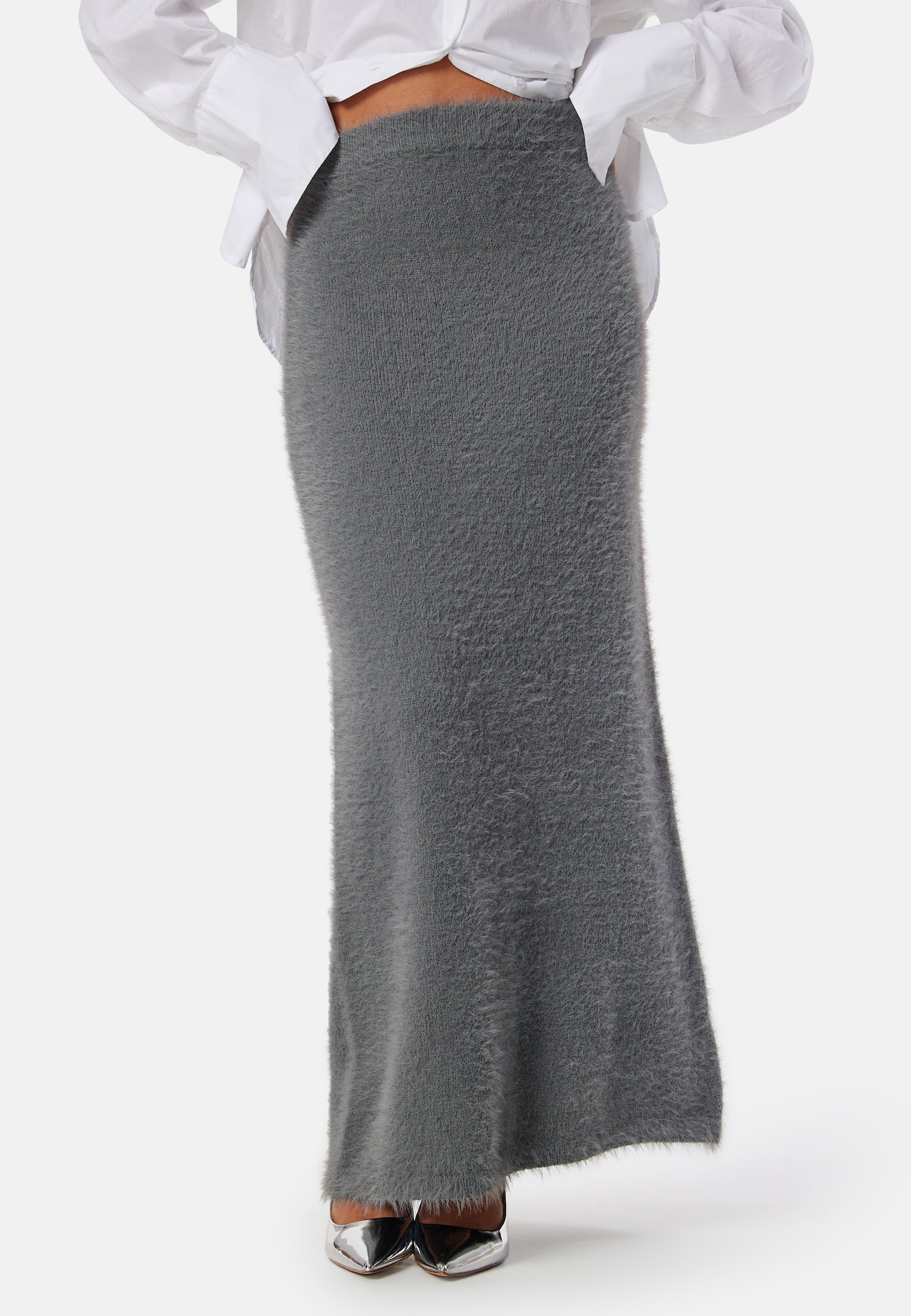Fluffy Knitted Maxi Skirt - Image 3