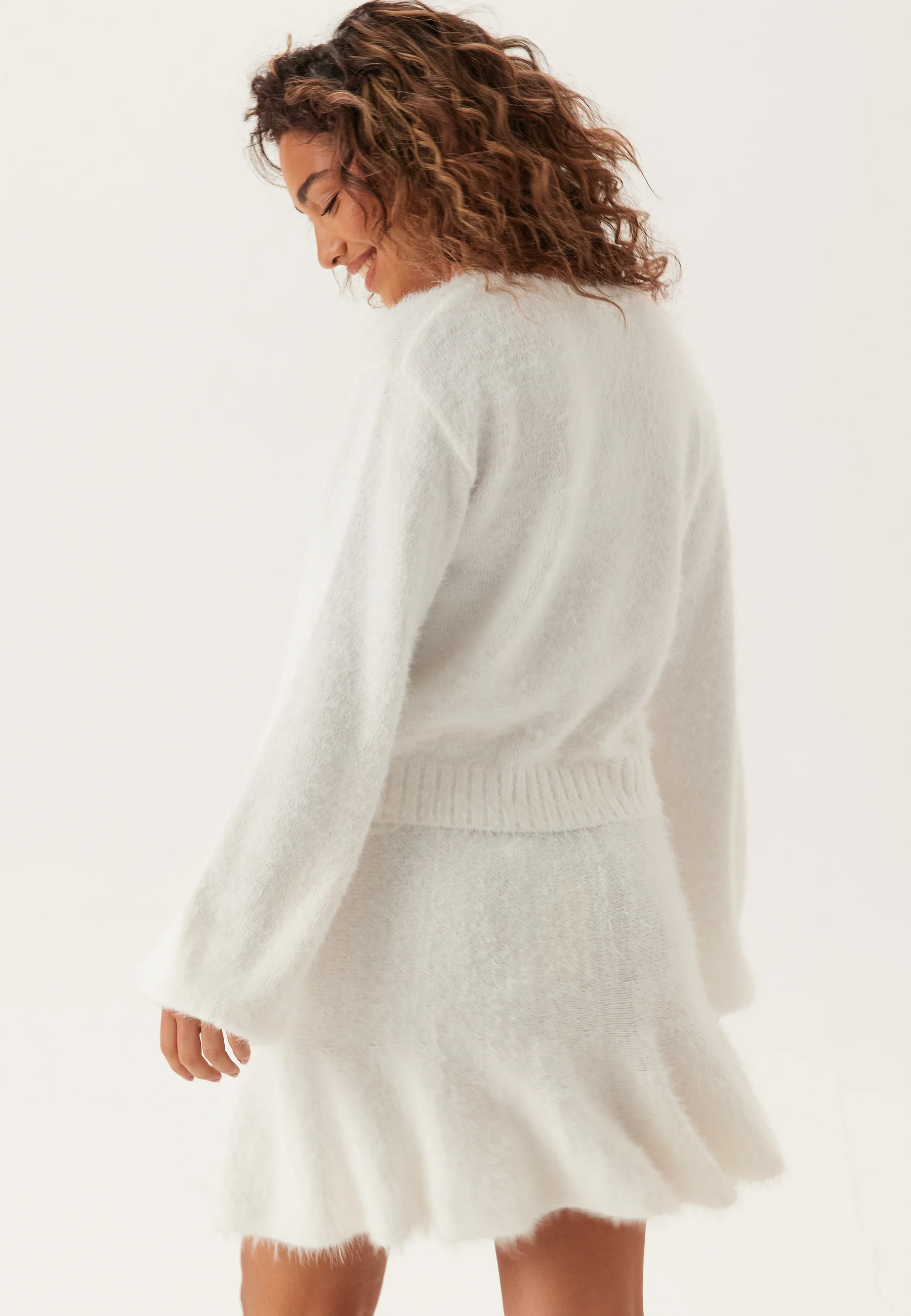 Fluffy Knitted Short Skirt - Image 10