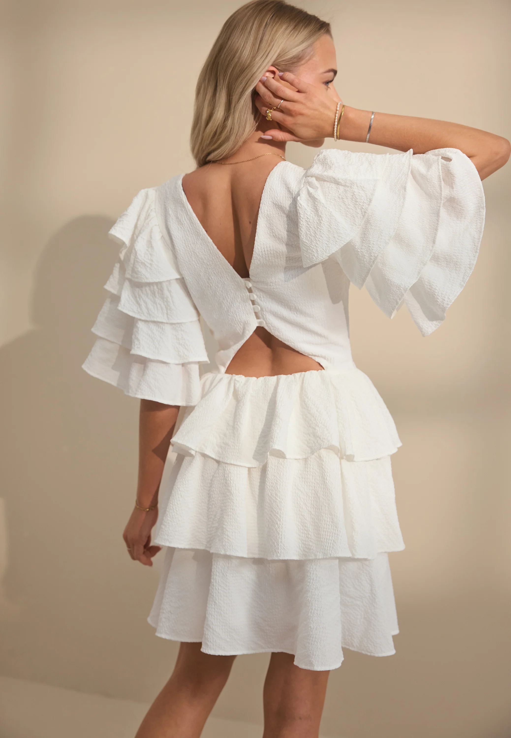 Frilled Sleeve Short Dress - Image 3